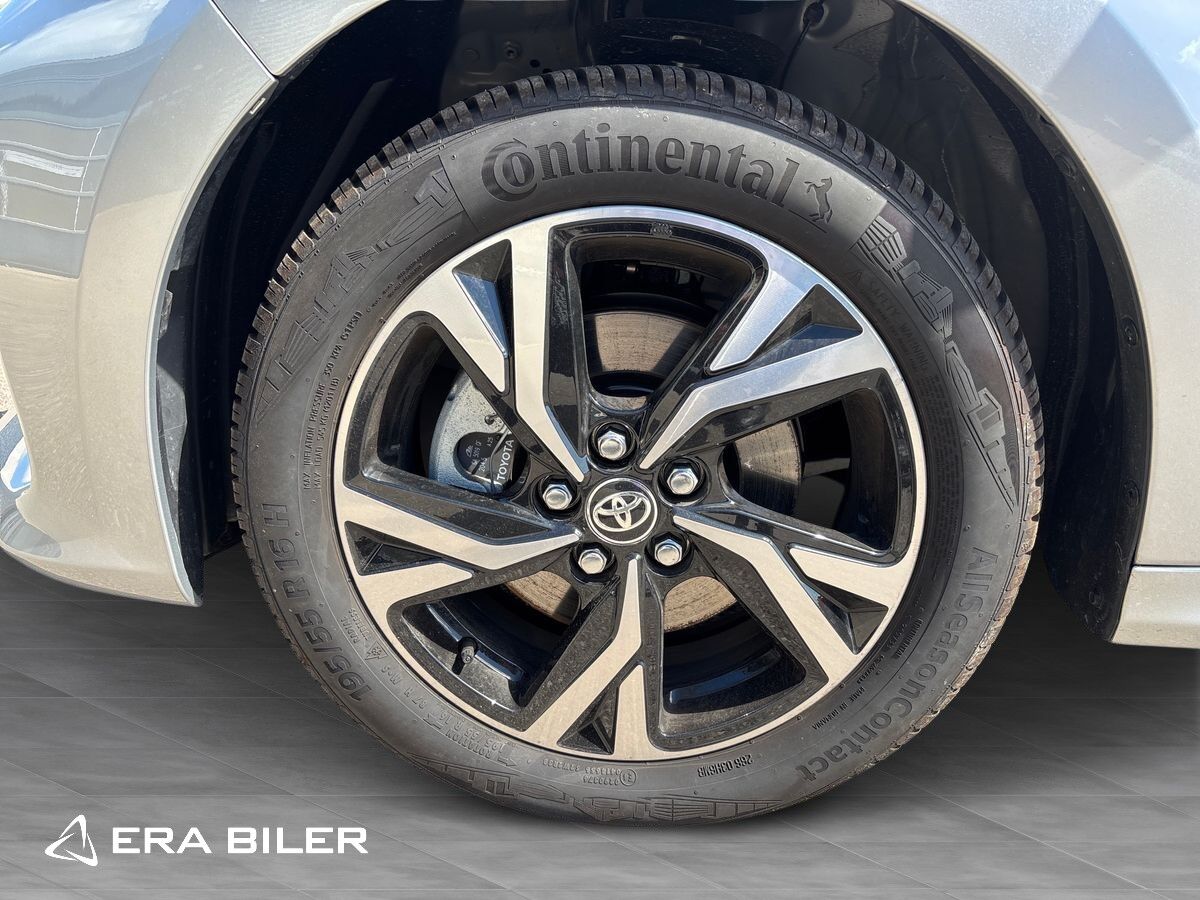 Billede af Toyota Yaris 1,5 Hybrid Style Technology 116HK 5d Trinl. Gear