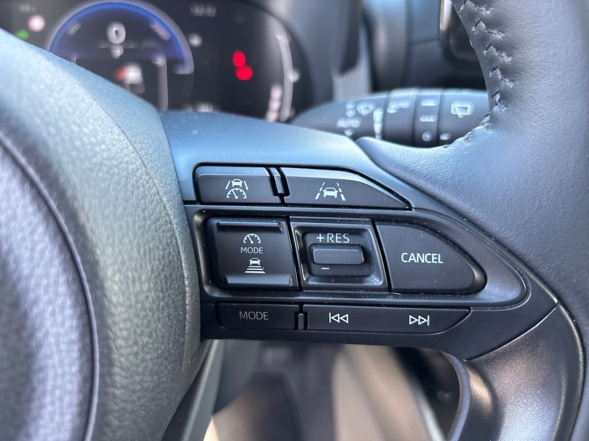 Billede af Toyota Yaris 1,5 Hybrid Style Technology 116HK 5d Trinl. Gear