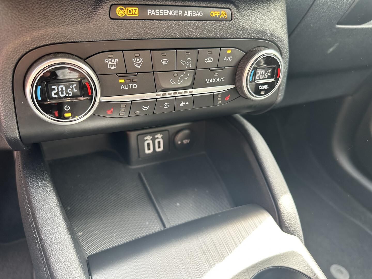 Billede af Ford Kuga 2,5 Plugin-hybrid Titanium X CVT 225HK 5d Trinl. Gear