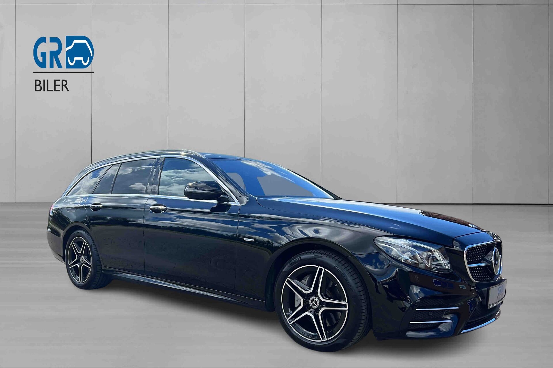 Billede af Mercedes-Benz E220 d T 2,0 D Business Edition Sportsstyle 9G-Tronic 194HK Stc Aut.