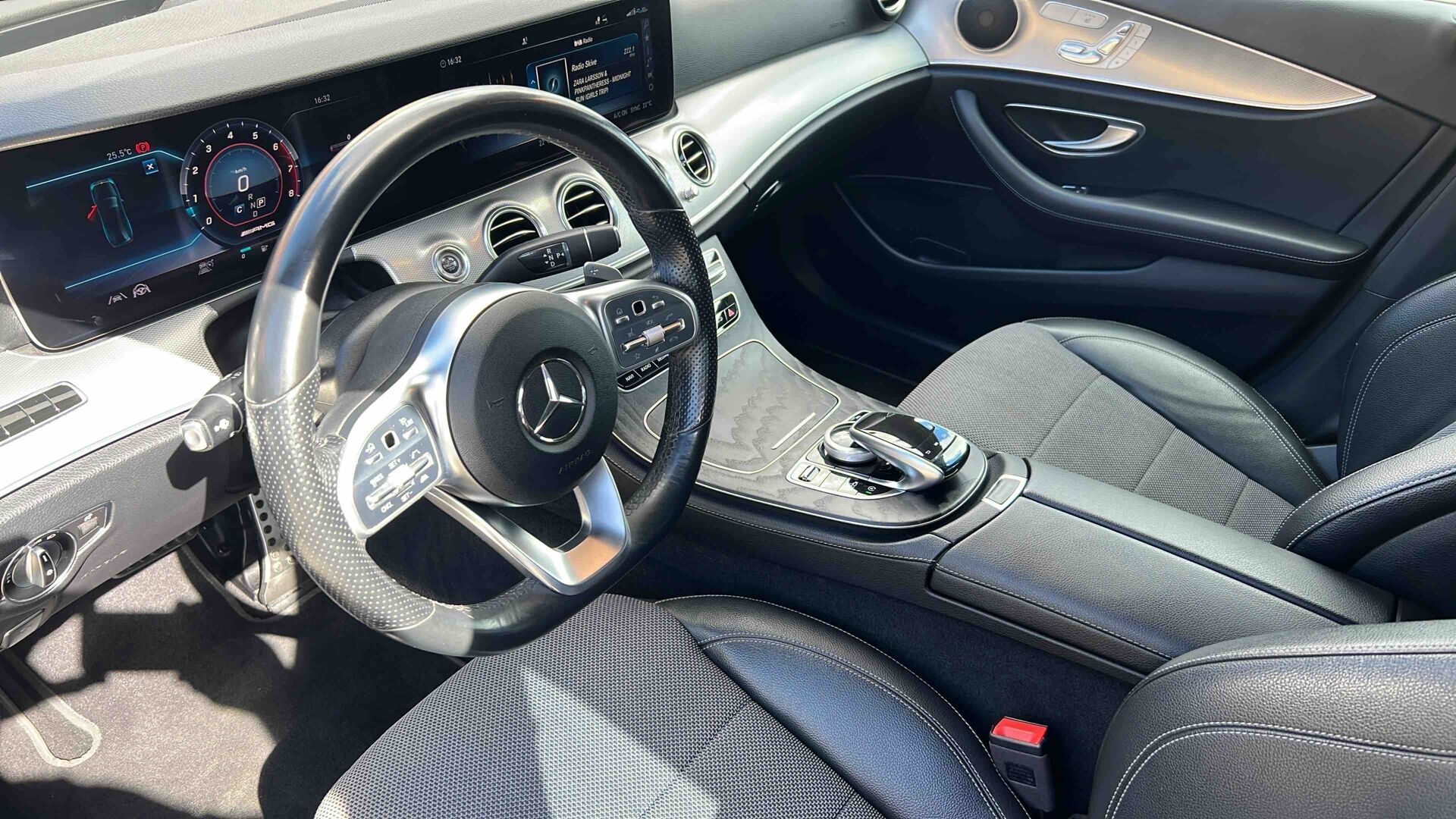 Billede af Mercedes-Benz E220 d T 2,0 D Business Edition Sportsstyle 9G-Tronic 194HK Stc Aut.