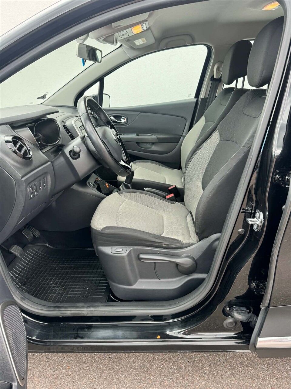 Billede af Renault Captur 0,9 Energy TCe Expression 90HK 5d