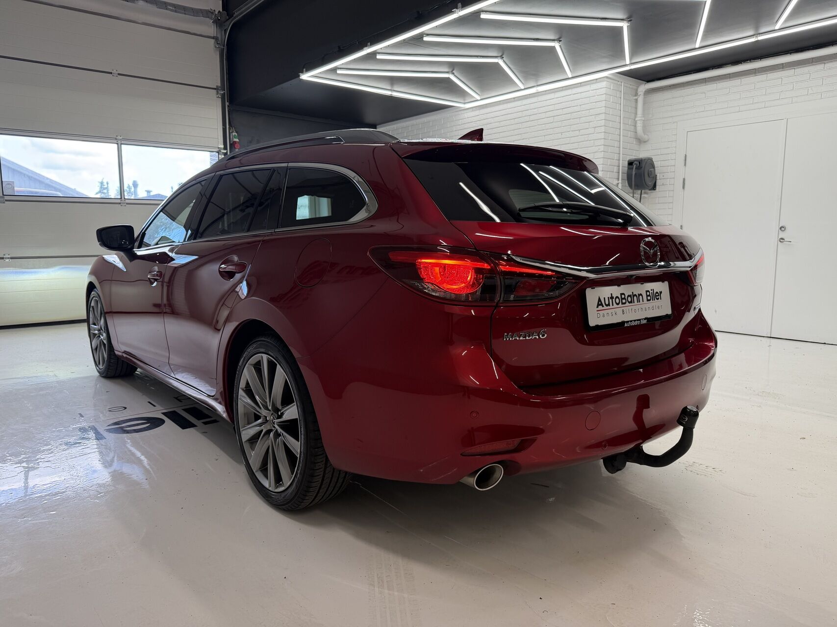 Billede af Mazda 6 2,2 Skyactiv-D Optimum m. Luxury Pack 184HK Stc 6g Aut.