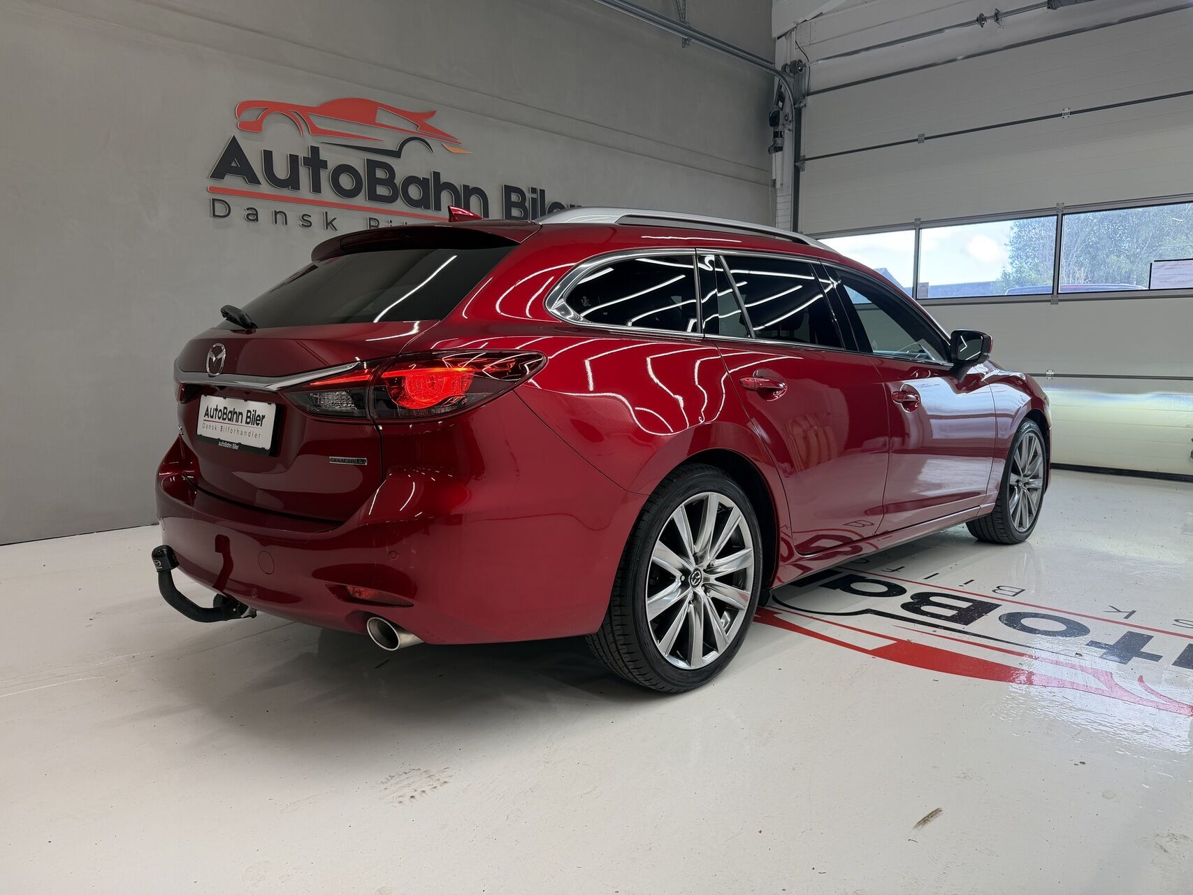 Billede af Mazda 6 2,2 Skyactiv-D Optimum m. Luxury Pack 184HK Stc 6g Aut.