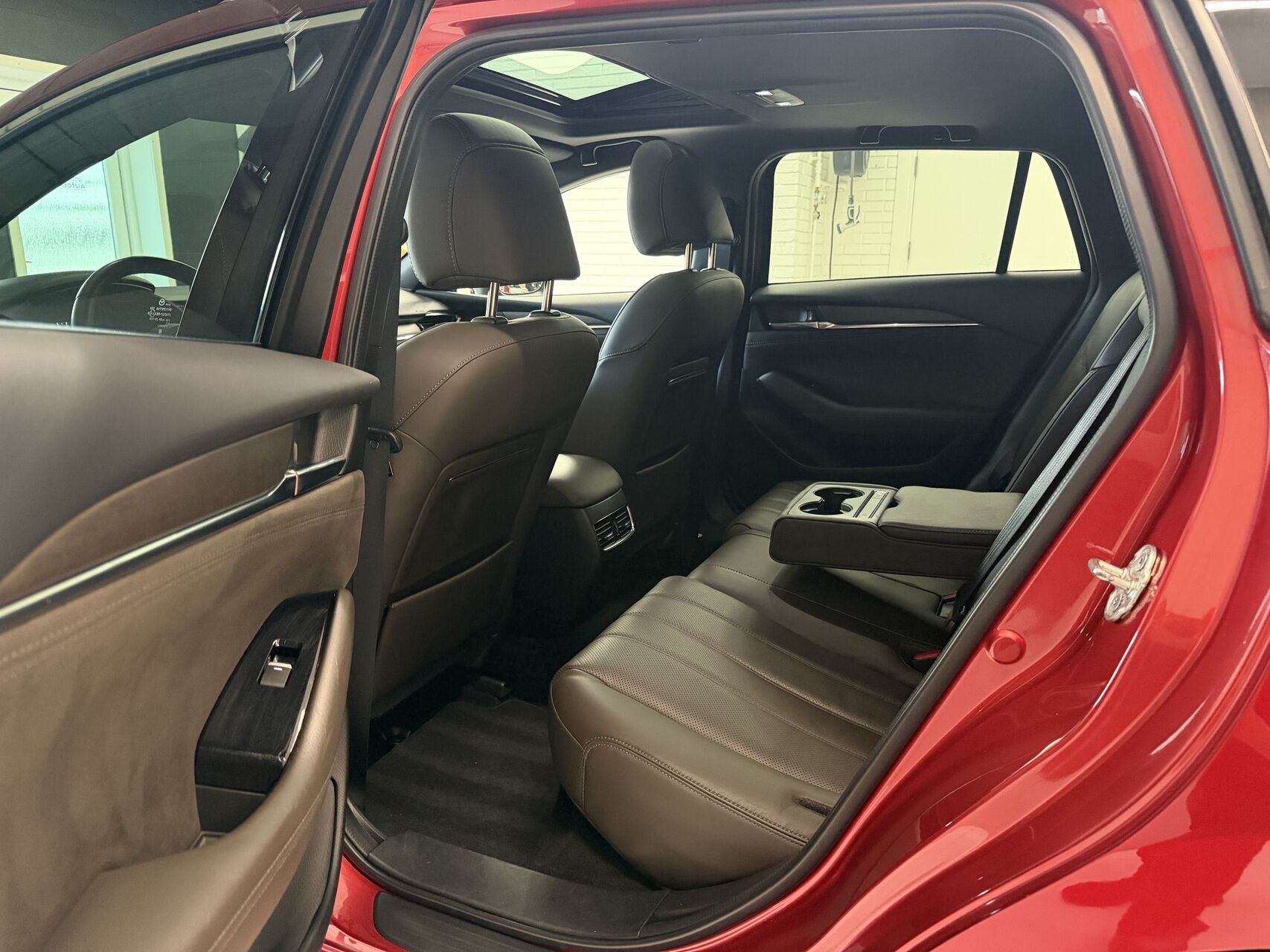 Billede af Mazda 6 2,2 Skyactiv-D Optimum m. Luxury Pack 184HK Stc 6g Aut.