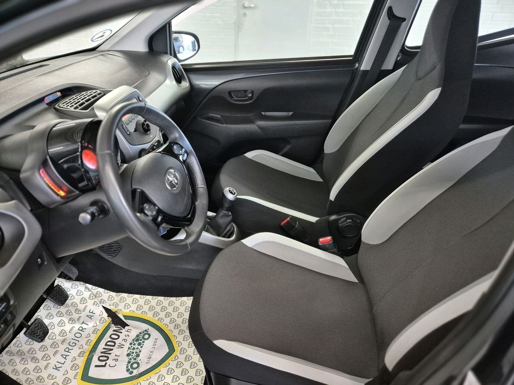 Billede af Toyota Aygo 1,0 VVT-I X-Play Air 69HK 5d