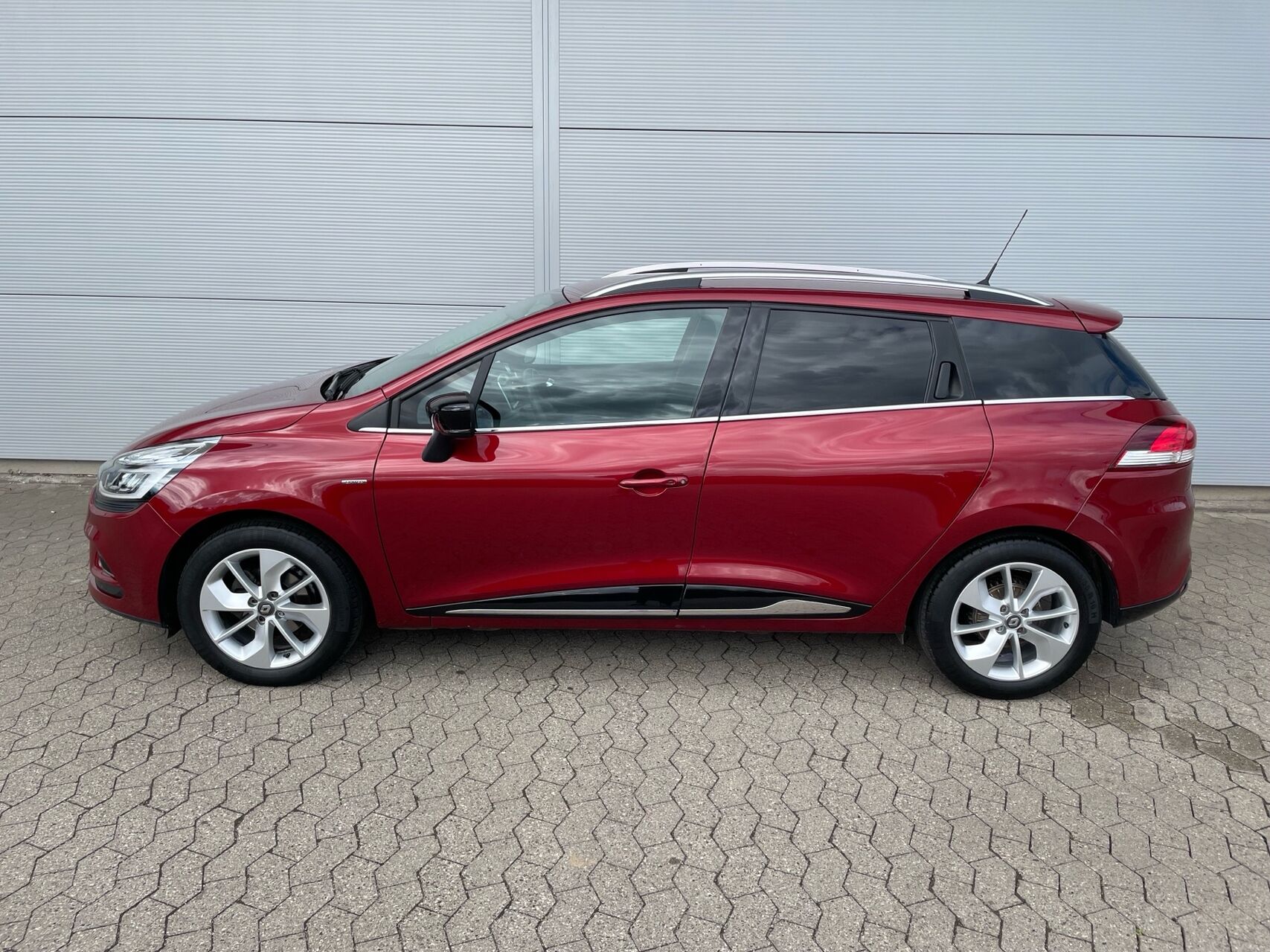 Billede af Renault Clio Sport Tourer 0,9 Energy TCe Zen 90HK Stc