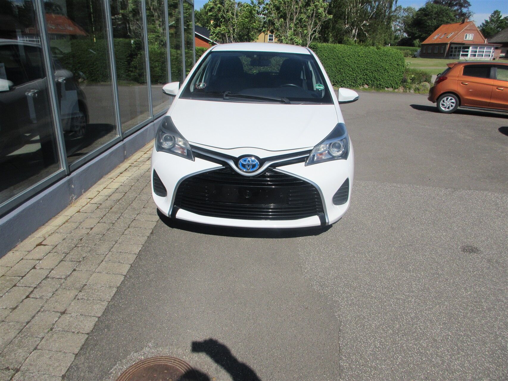 Billede af Toyota Yaris 1,5 Hybrid H2 E-CVT 100HK 5d Trinl. Gear
