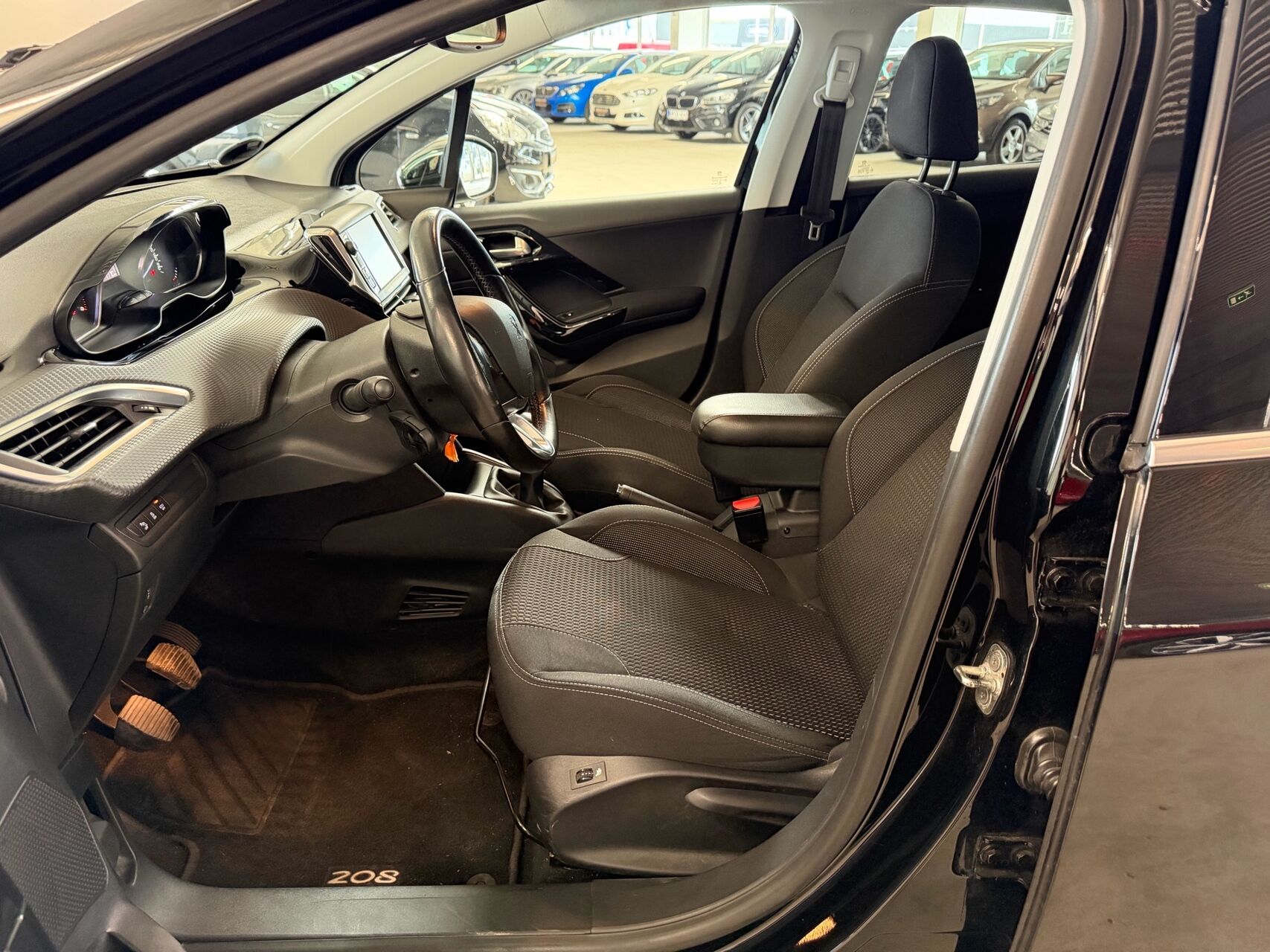 Billede af Peugeot 208 1,6 BlueHDi Allure 100HK 5d