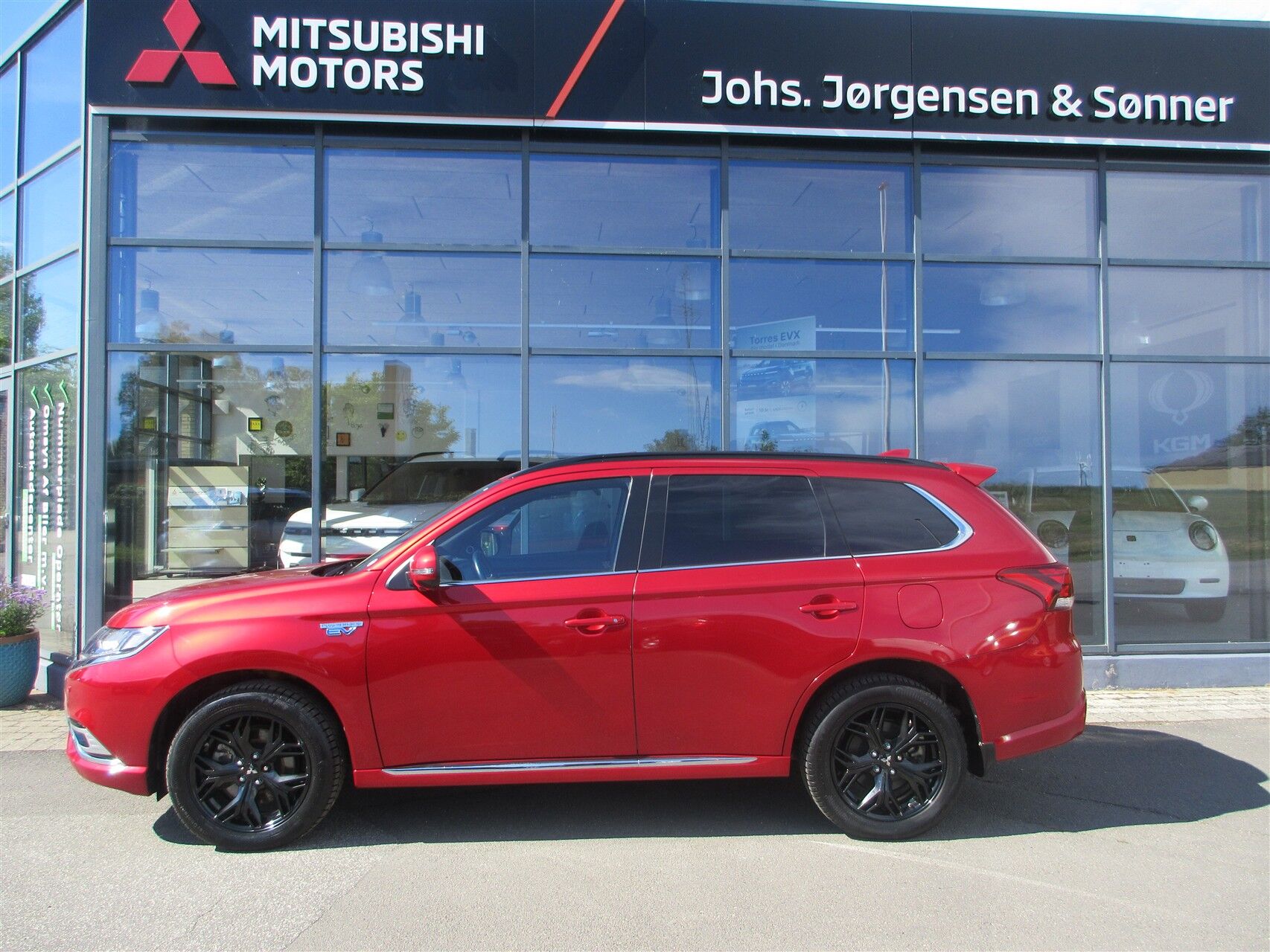 Billede af Mitsubishi Outlander 2,4 PHEV  Plugin-hybrid Instyle S-Edition 4WD 224HK 5d 6g Trinl. Gear