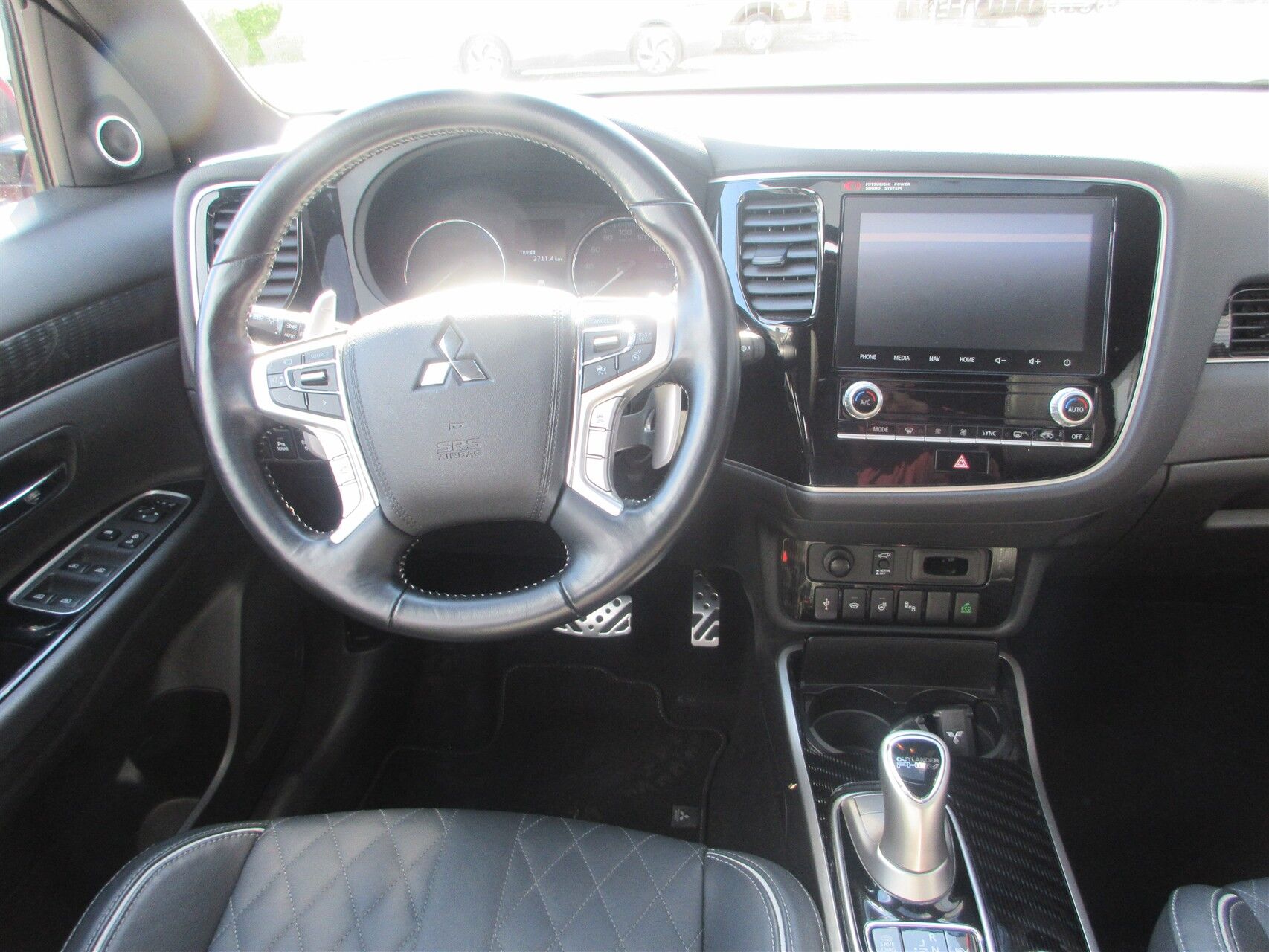 Billede af Mitsubishi Outlander 2,4 PHEV  Plugin-hybrid Instyle S-Edition 4WD 224HK 5d 6g Trinl. Gear