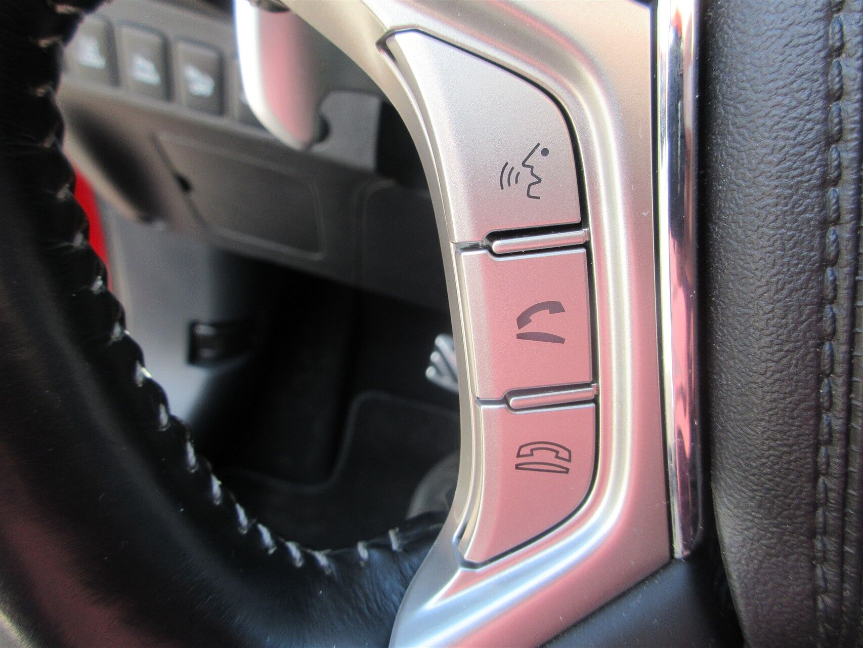 Billede af Mitsubishi Outlander 2,4 PHEV  Plugin-hybrid Instyle S-Edition 4WD 224HK 5d 6g Trinl. Gear