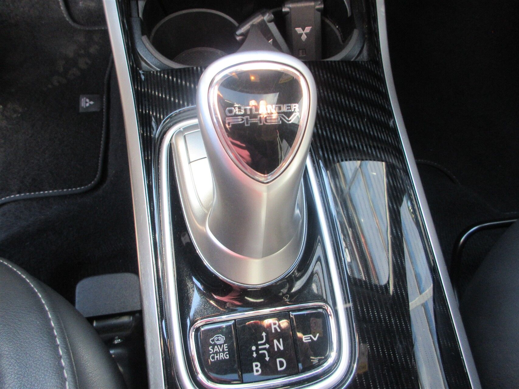 Billede af Mitsubishi Outlander 2,4 PHEV  Plugin-hybrid Instyle S-Edition 4WD 224HK 5d 6g Trinl. Gear