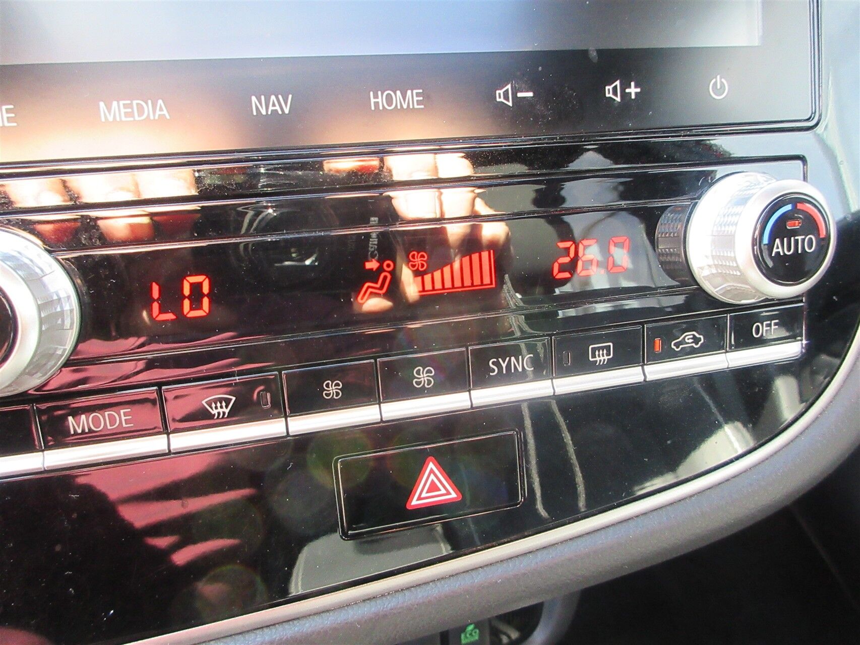 Billede af Mitsubishi Outlander 2,4 PHEV  Plugin-hybrid Instyle S-Edition 4WD 224HK 5d 6g Trinl. Gear