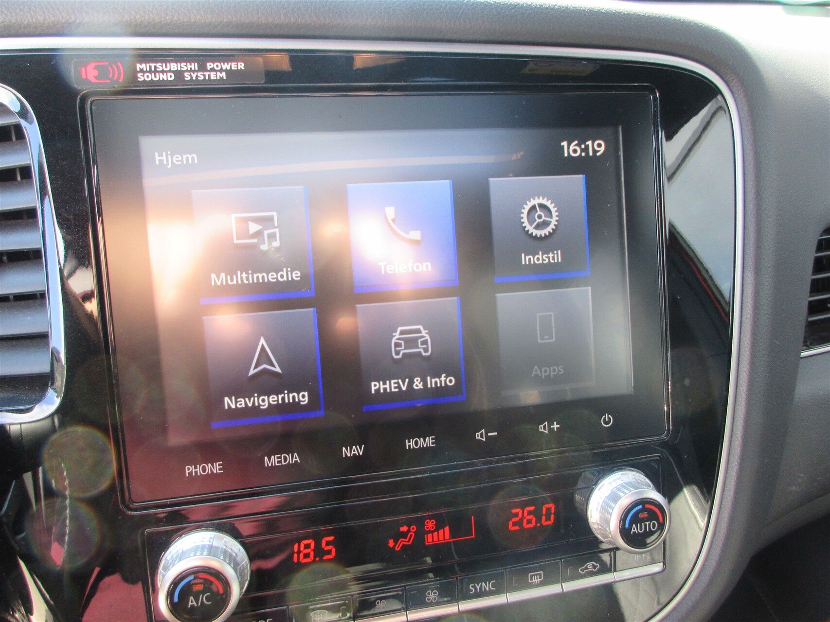 Billede af Mitsubishi Outlander 2,4 PHEV  Plugin-hybrid Instyle S-Edition 4WD 224HK 5d 6g Trinl. Gear