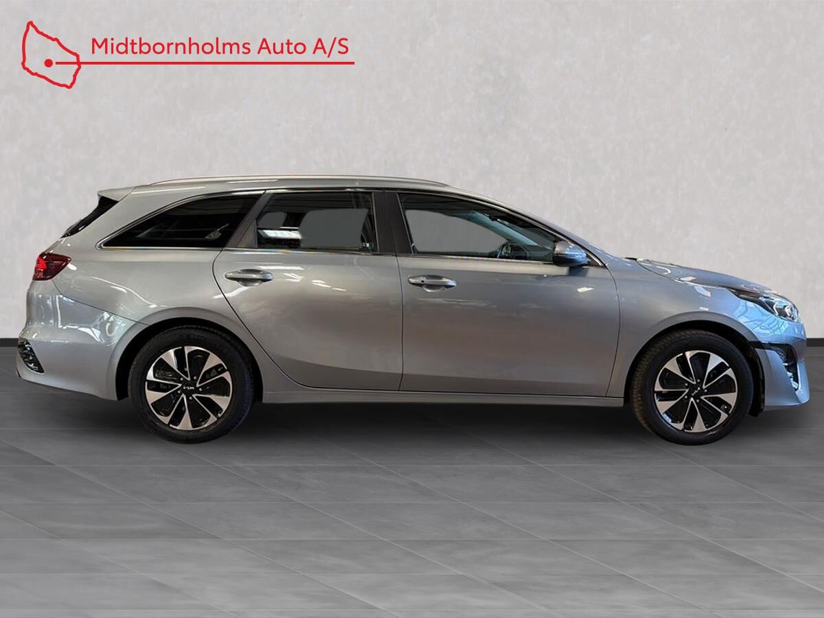 Billede af Kia Ceed SW 1,6 GDI PHEV  Plugin-hybrid Prestige DCT 141HK Stc 6g Aut.