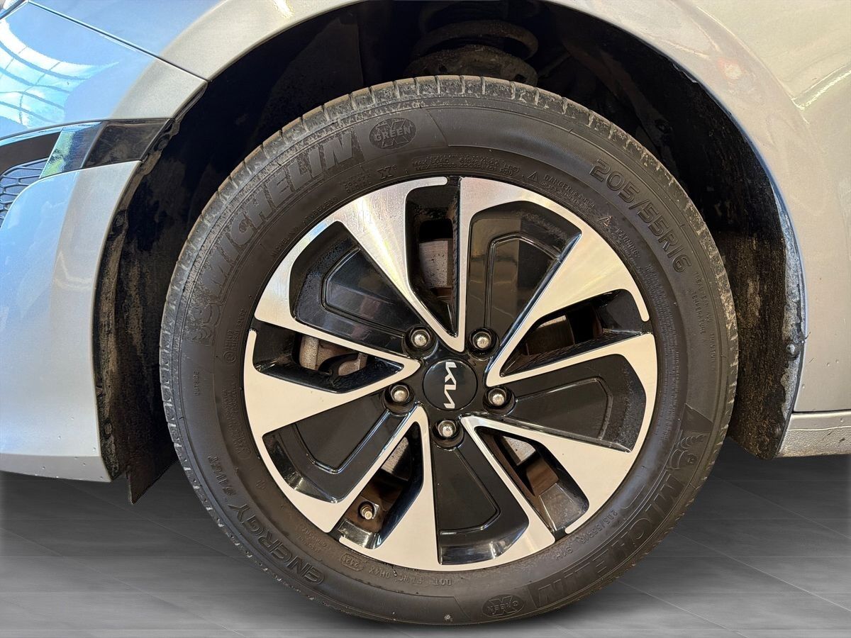 Billede af Kia Ceed SW 1,6 GDI PHEV  Plugin-hybrid Prestige DCT 141HK Stc 6g Aut.