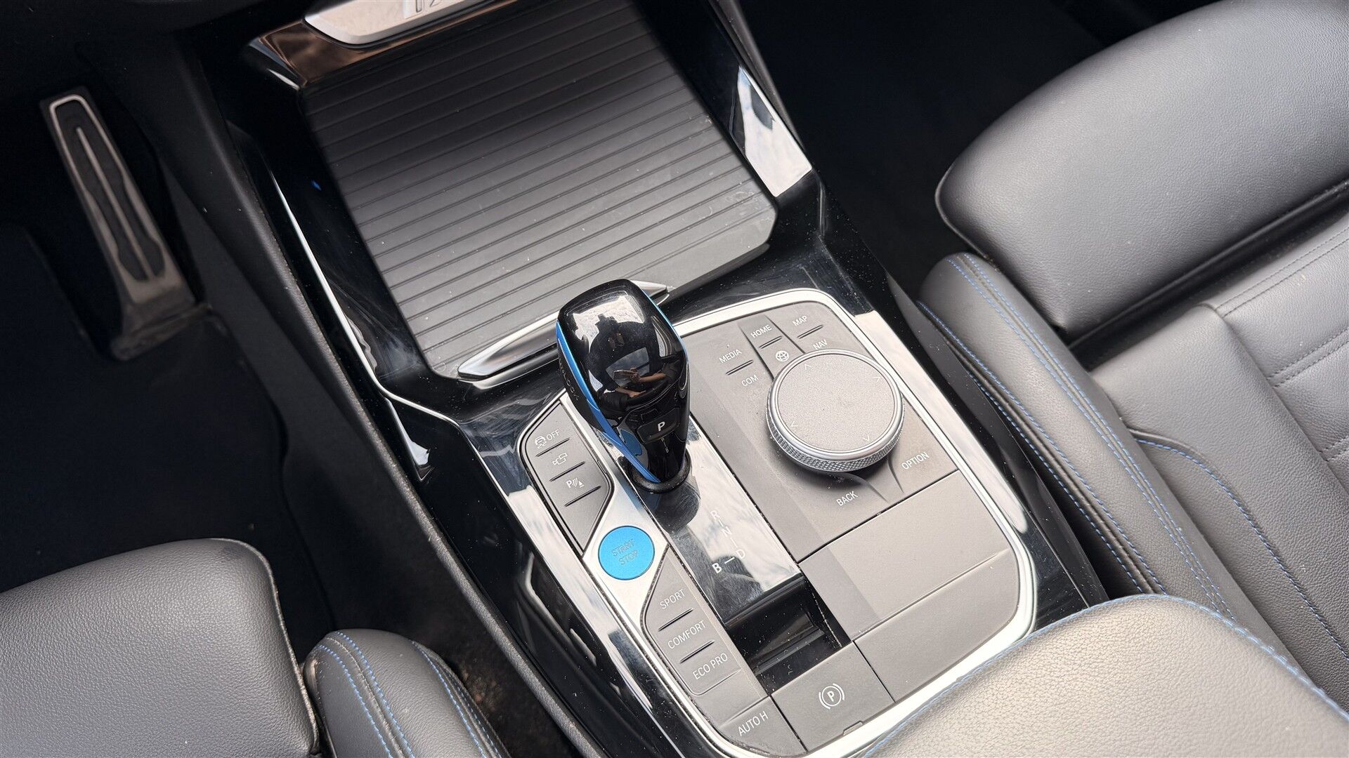 Billede af BMW iX3 EL M-Sport Charged Plus 286HK 5d Trinl. Gear