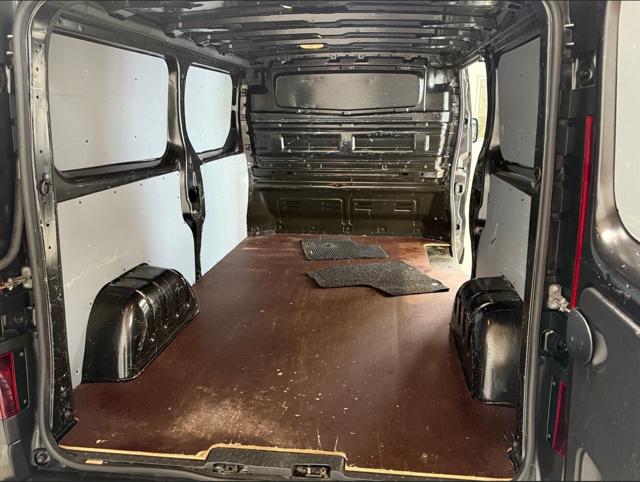 Billede af Renault Trafic T29 L2H1 2,0 DCI 120HK Van 6g