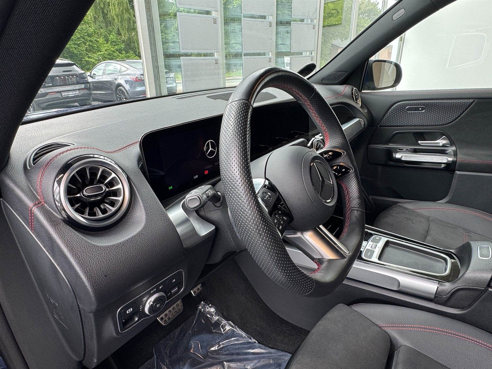 Billede af Mercedes-Benz EQB 250+ EL AMG Advance 190HK 5d Aut.