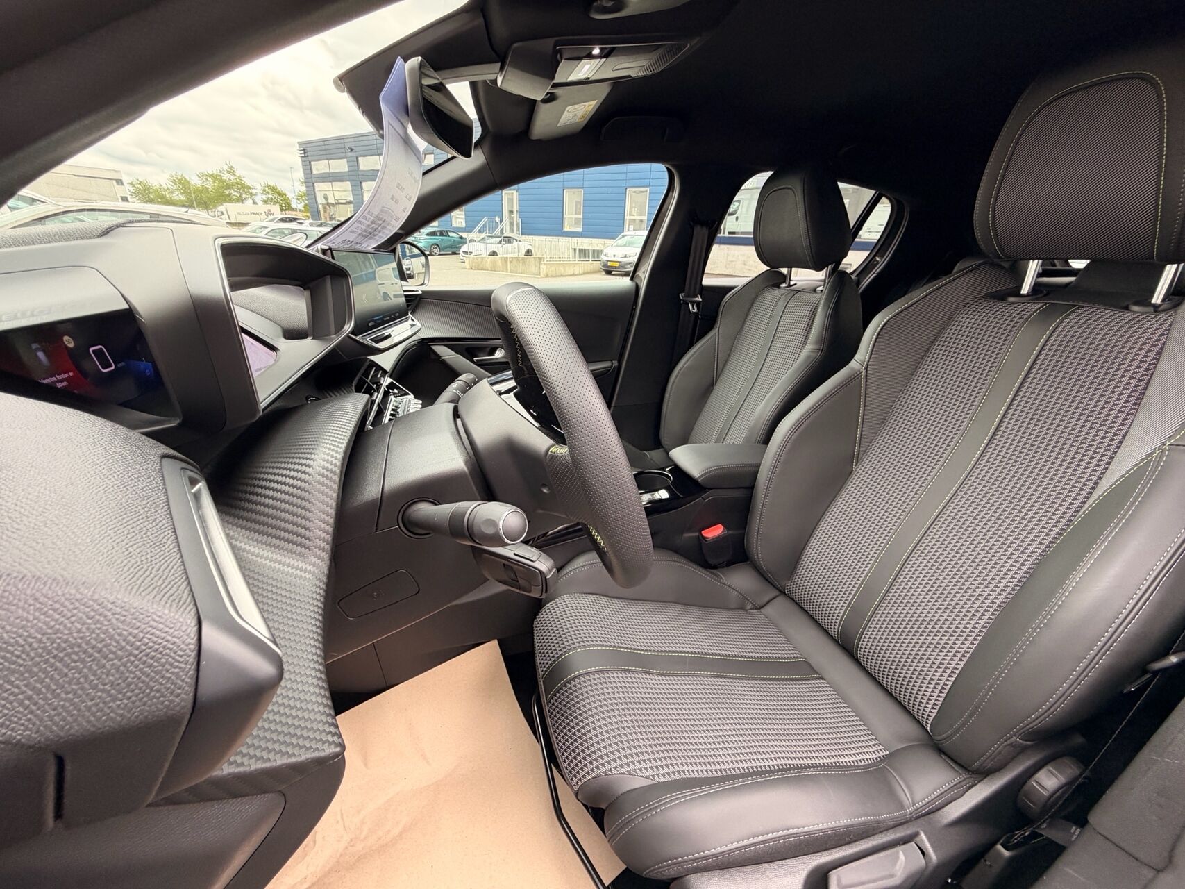 Billede af Peugeot 208 1,2 PureTech GT 100HK 5d 6g