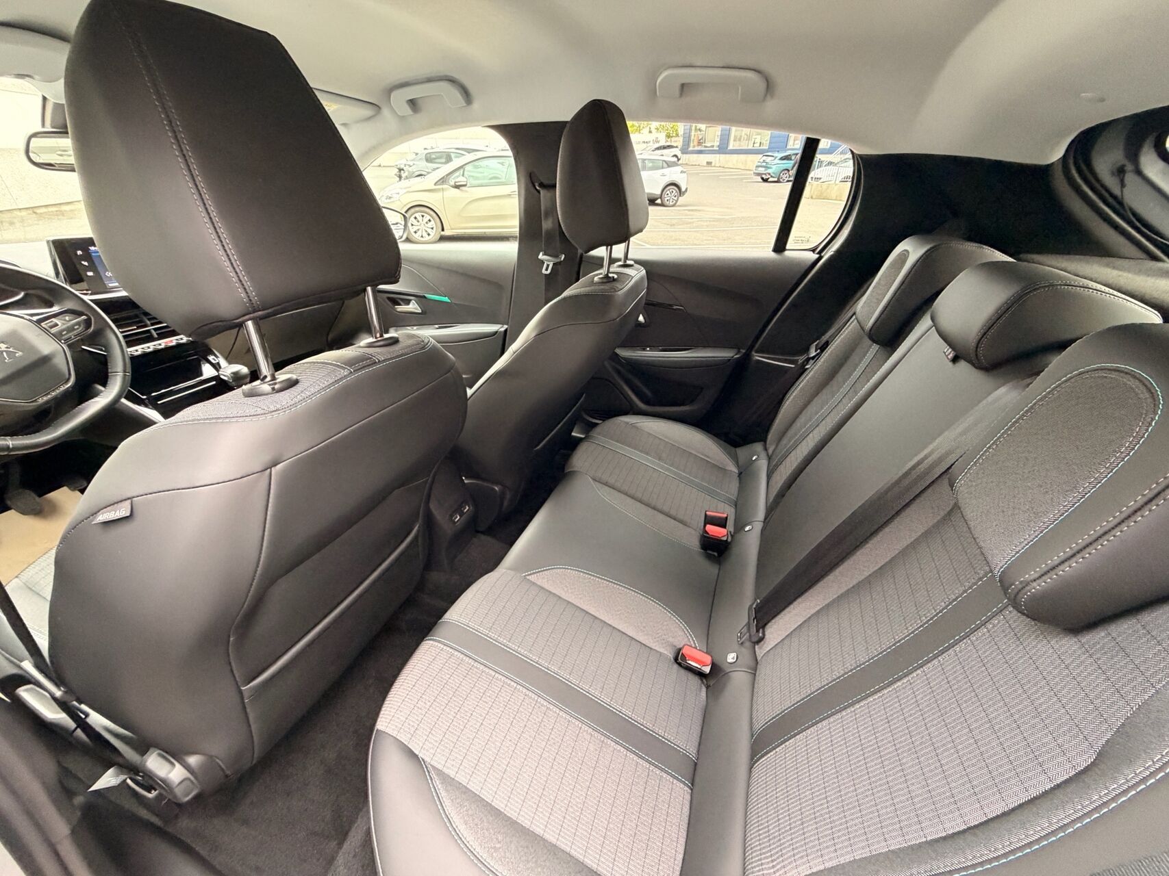 Billede af Peugeot 208 1,2 PureTech Allure 100HK 5d 6g