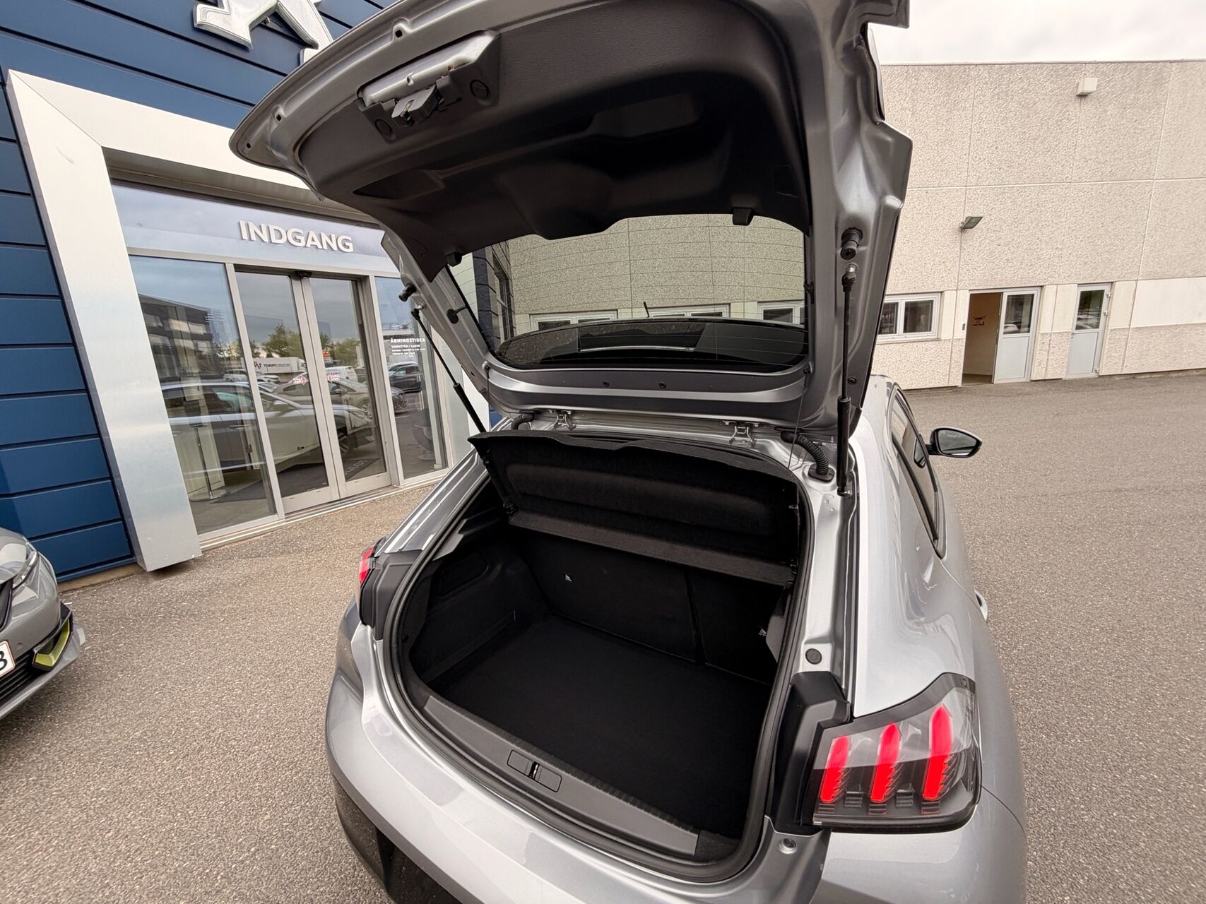 Billede af Peugeot 208 1,2 PureTech Allure 100HK 5d 6g