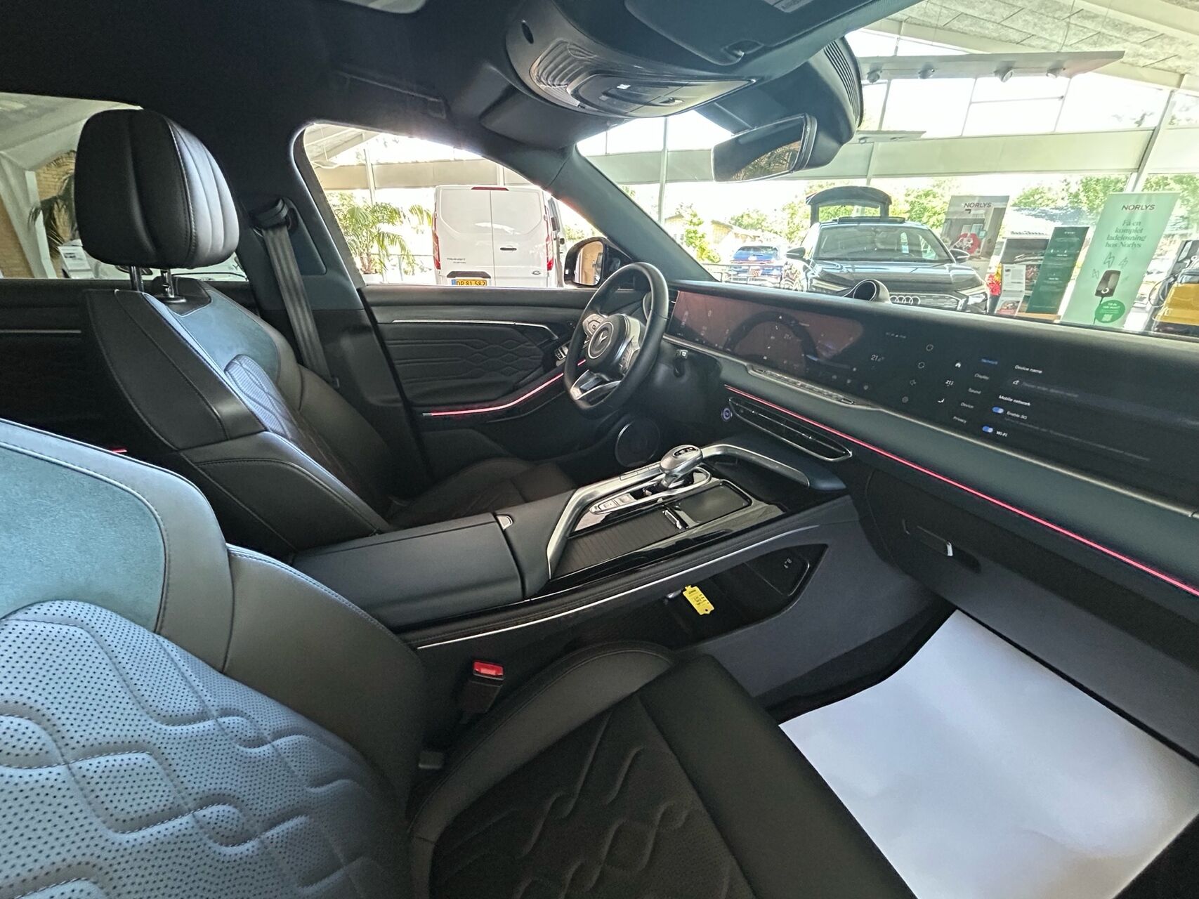 Billede af Voyah Free EL First Edition Platinium AWD 489HK 5d Aut.