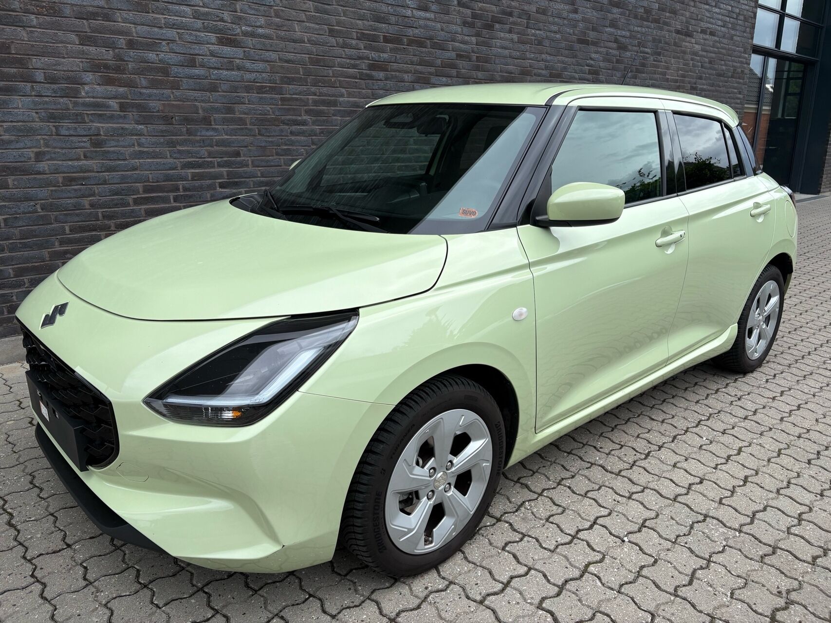 Billede af Suzuki Swift 1,2 Advance CVT 82HK 5d Aut.