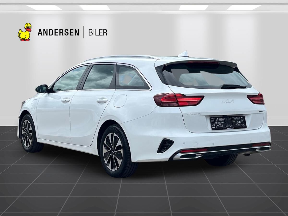 Billede af Kia Ceed SW 1,6 GDI PHEV  Plugin-hybrid Prestige DCT 141HK Stc 6g Aut.