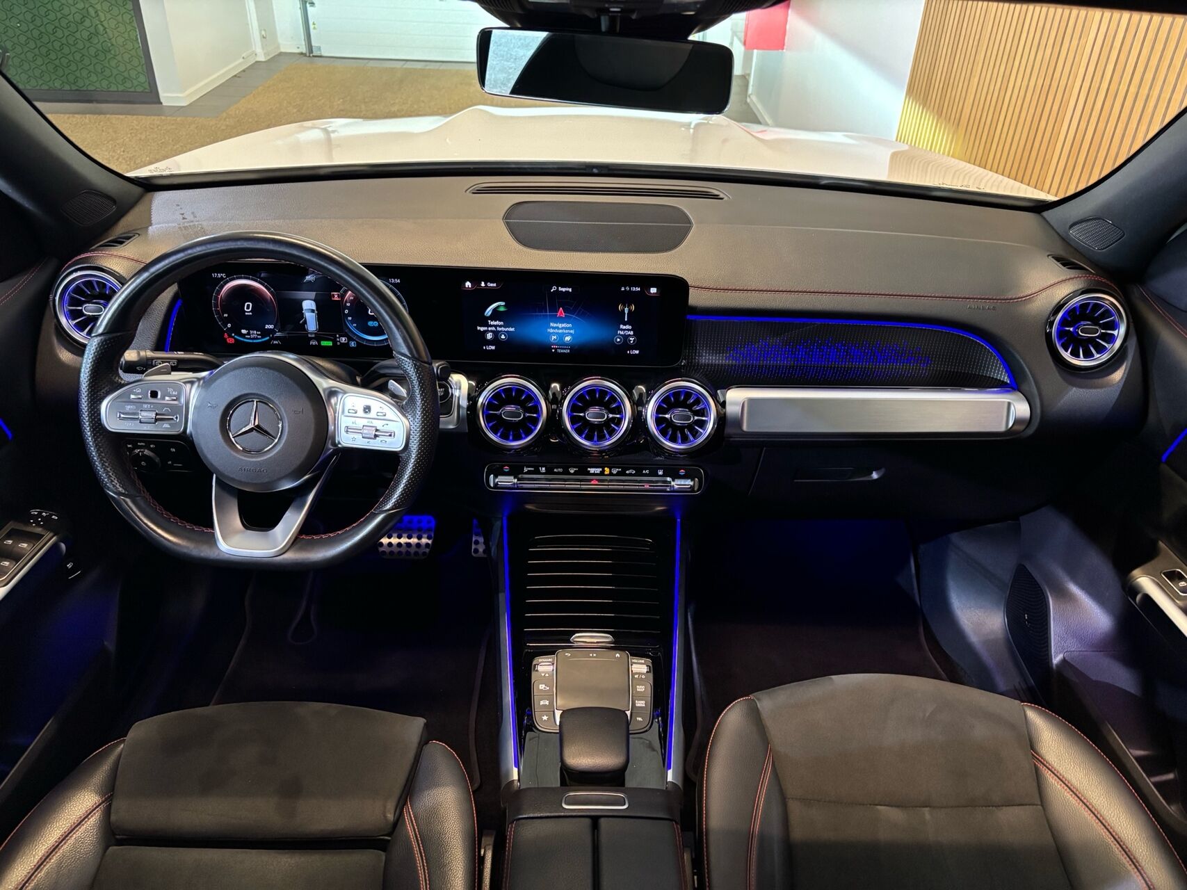 Billede af Mercedes-Benz EQB 300 EL AMG Line 4Matic 228HK 5d Aut.