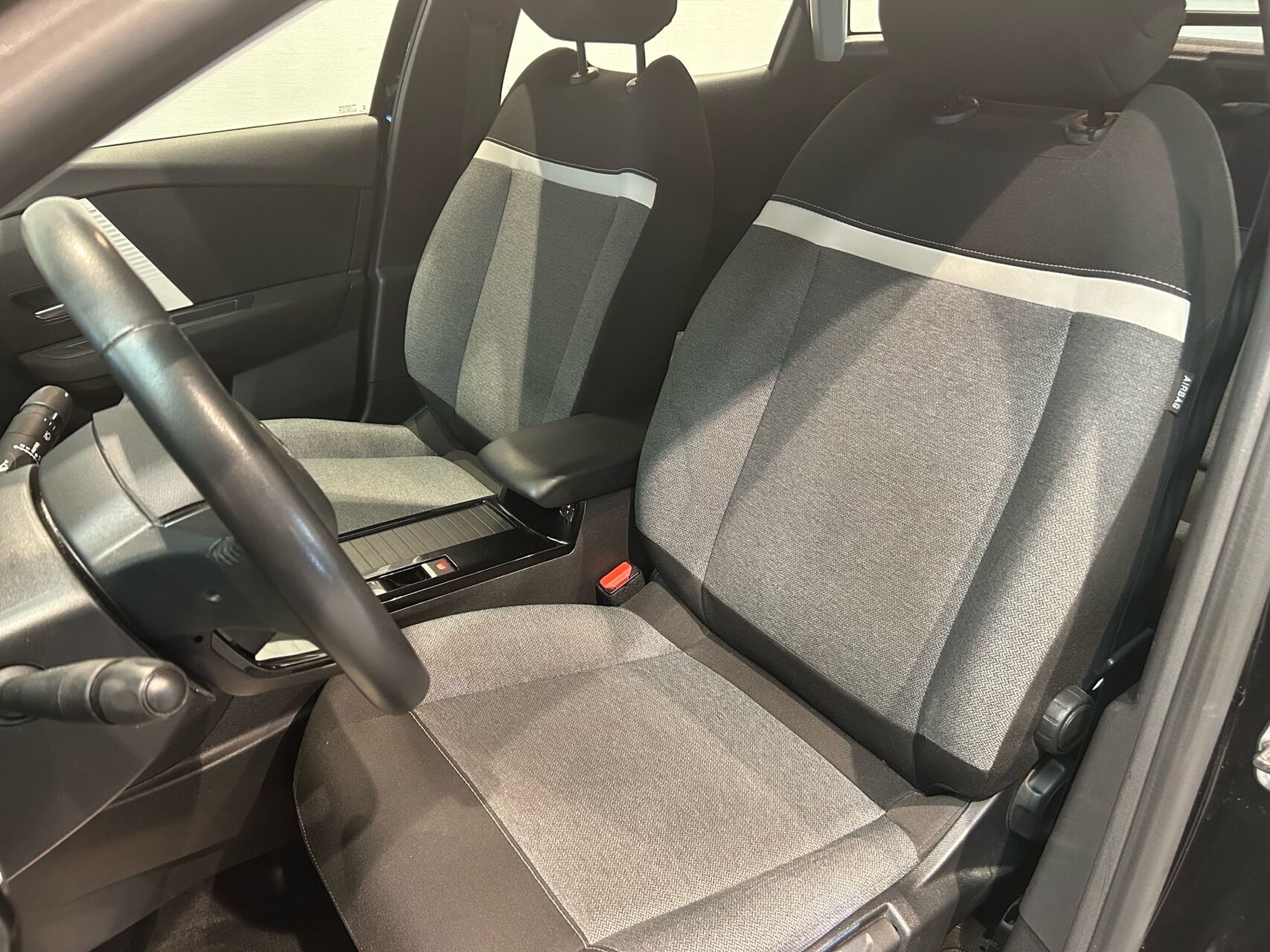 Billede af Citroën C4 1,2 PureTech Iconic 100HK 5d