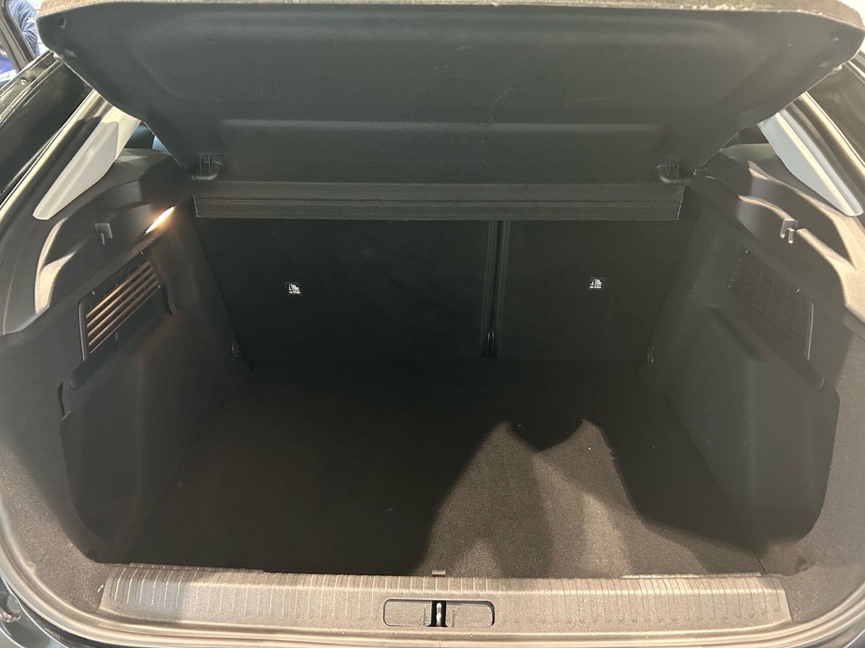 Billede af Citroën C4 1,2 PureTech Iconic 100HK 5d