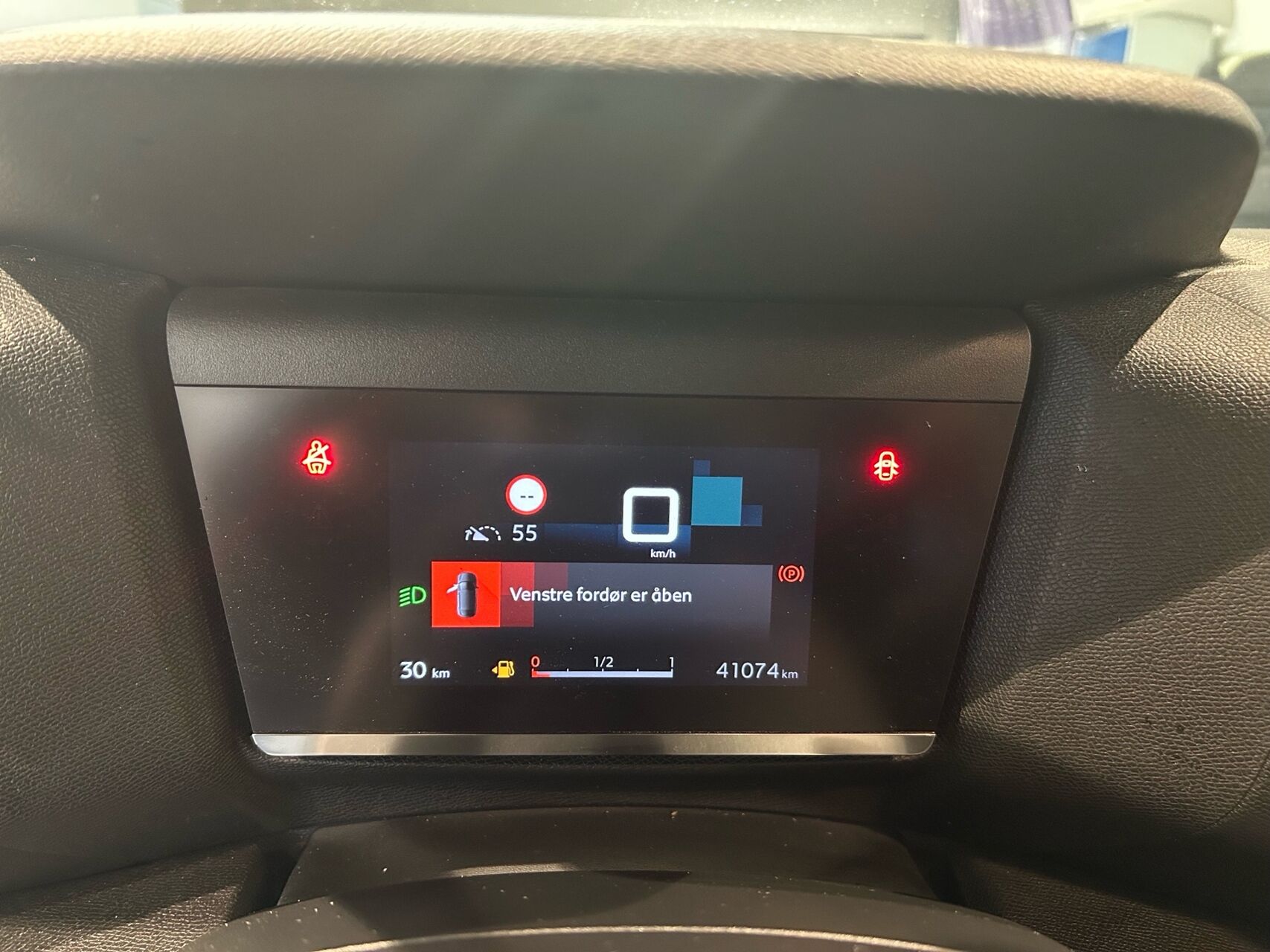 Billede af Citroën C4 1,2 PureTech Iconic 100HK 5d