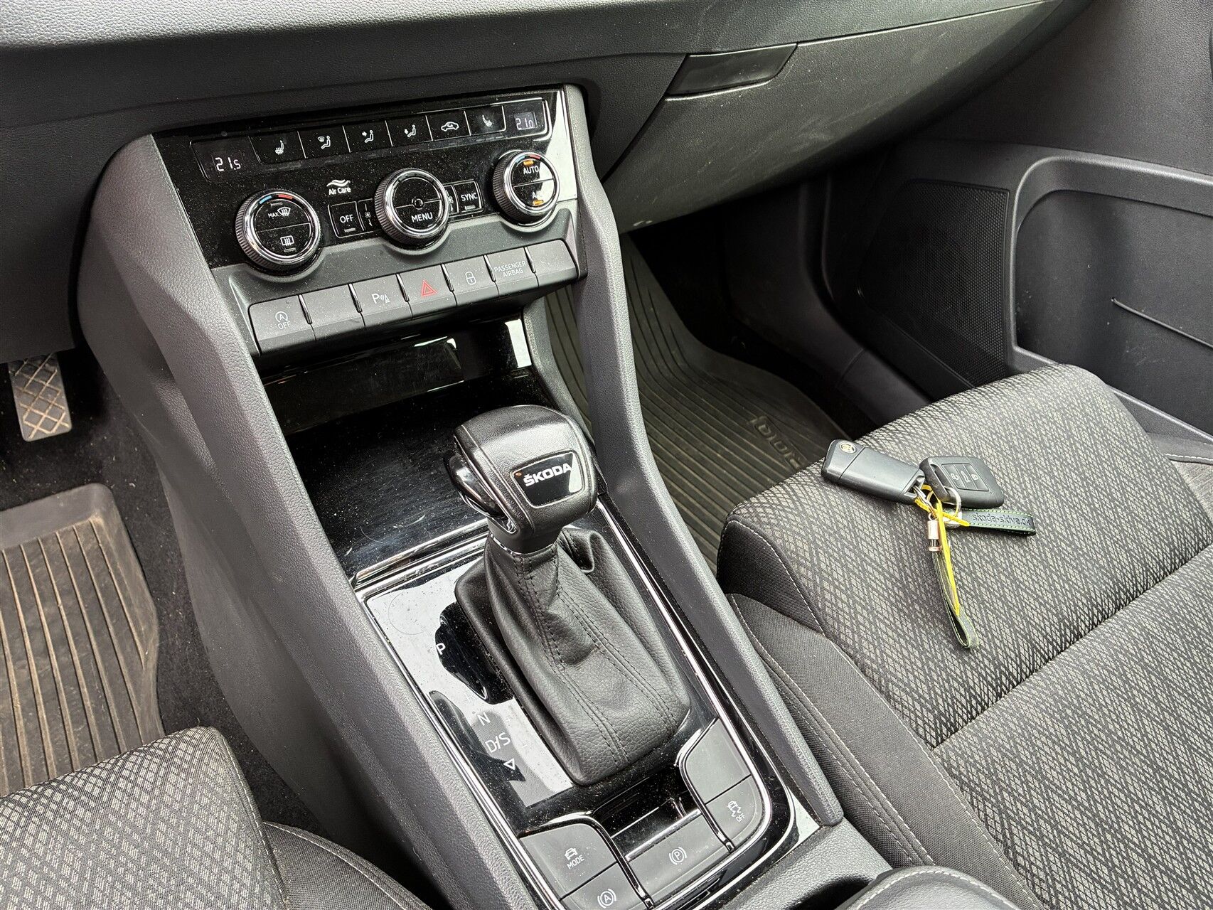 Billede af Skoda Karoq 1,5 TSI Style DSG 150HK 5d 7g Aut.