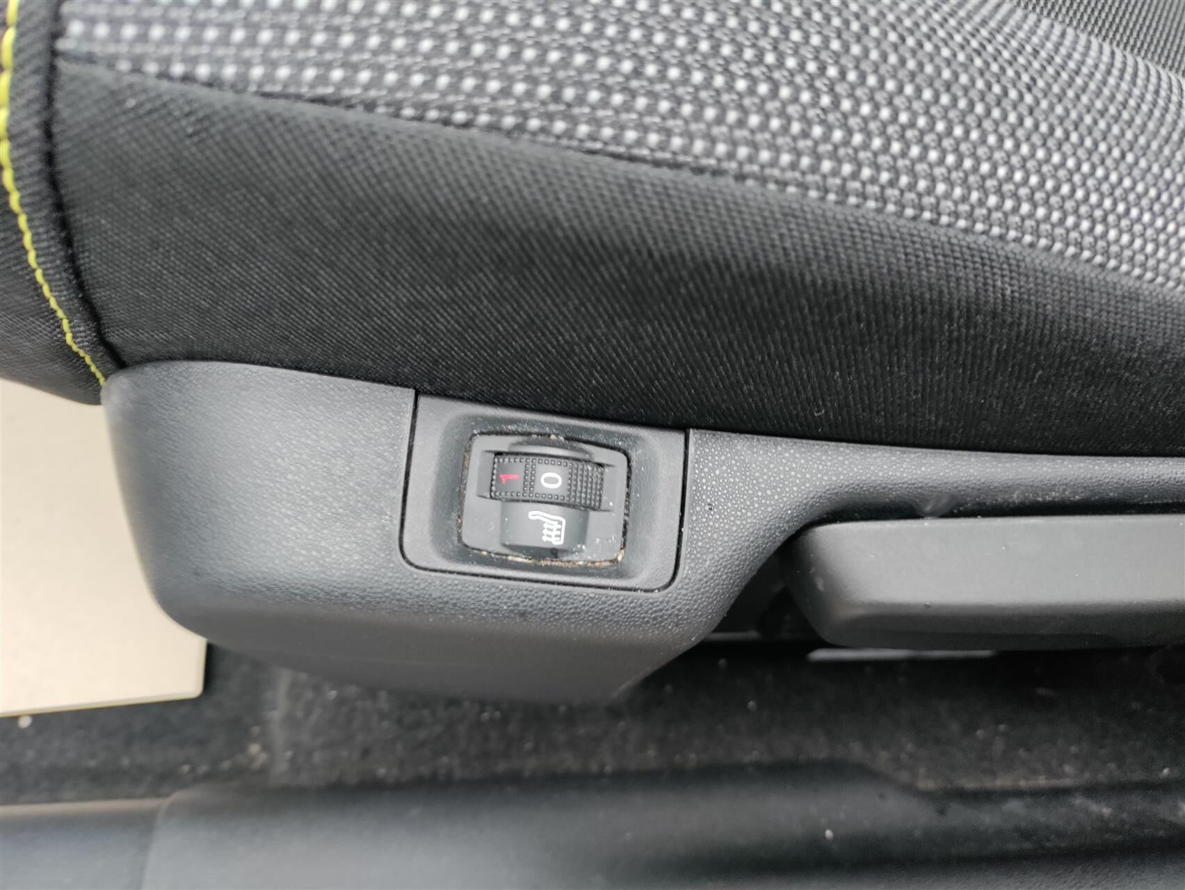 Billede af Citroën C3 1,2 PureTech Iconic Limited start/stop 82HK 5d