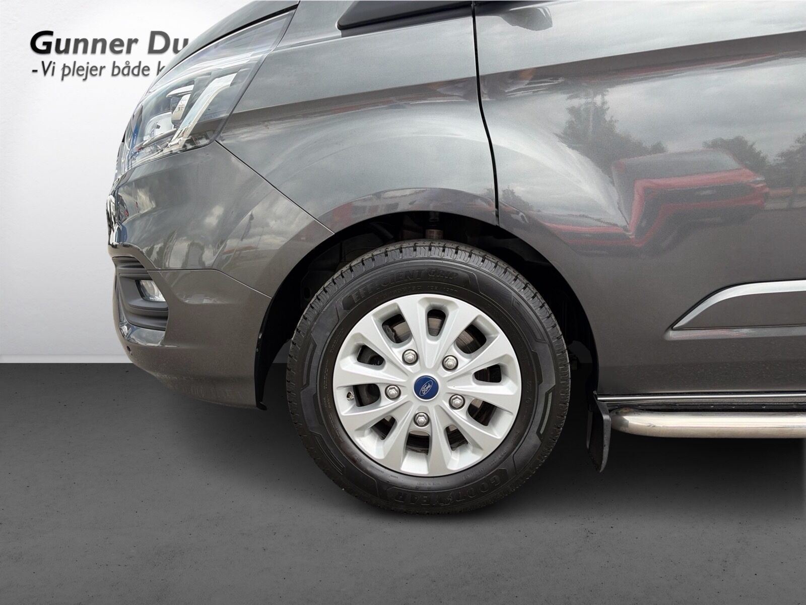 Billede af Ford Transit Custom 340 L1H1 2,0 TDCi Limited 170HK Van 6g Aut.