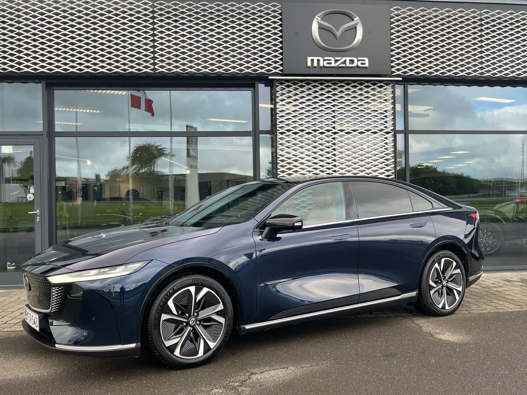 Billede af Mazda 6e EL Takumi Plus 258HK 5d Aut.