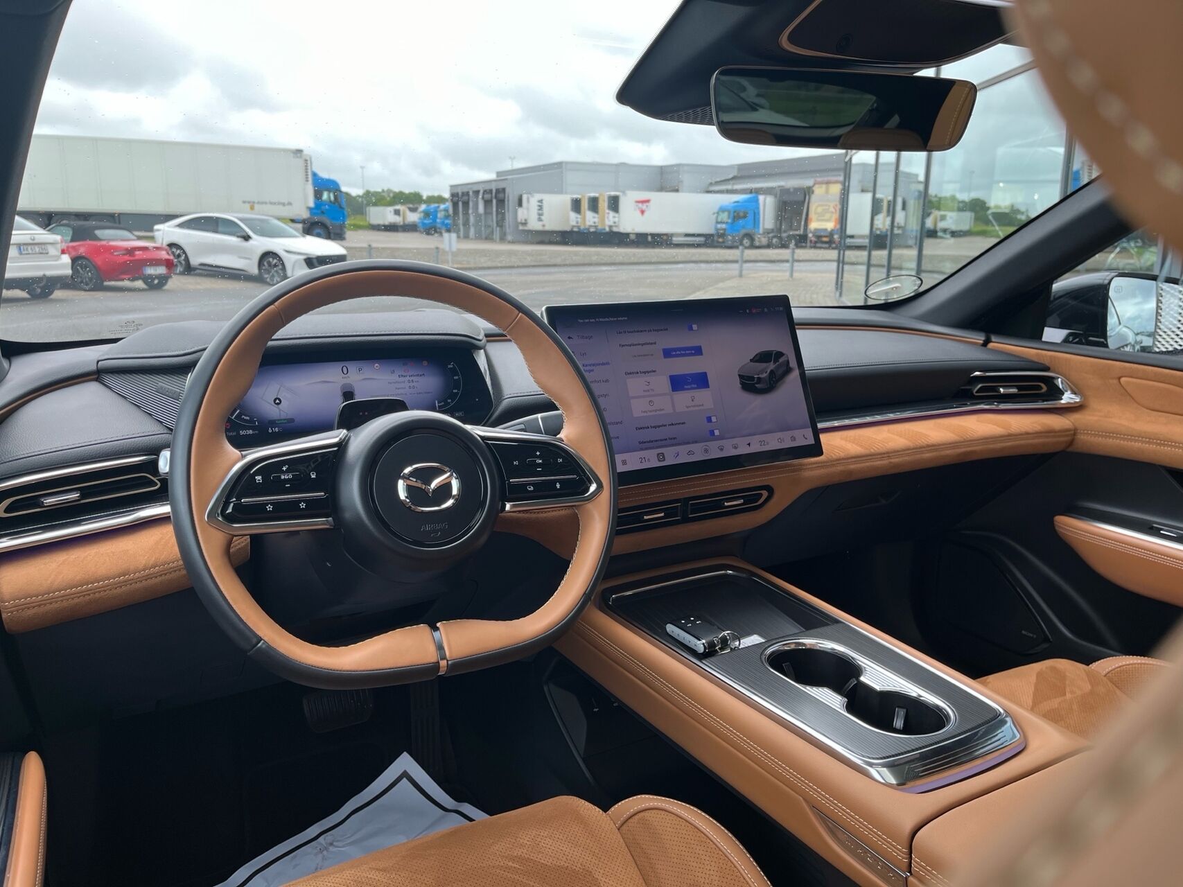Billede af Mazda 6e EL Takumi Plus 258HK 5d Aut.