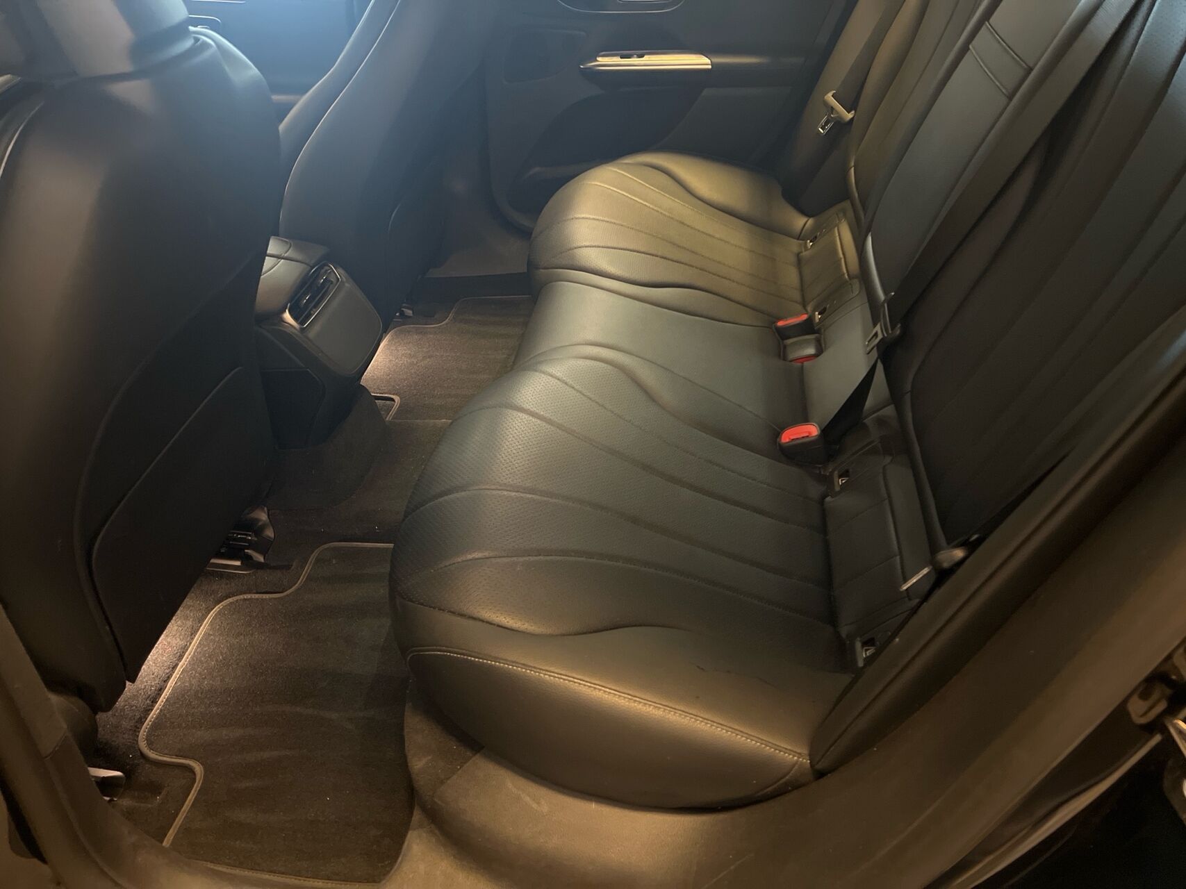 Billede af Mercedes-Benz EQE 350 EL 292HK Aut.