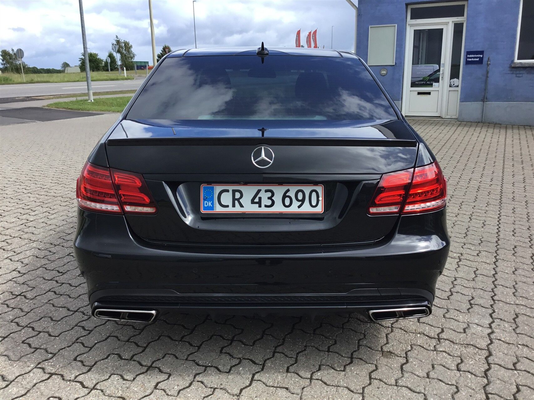 Billede af Mercedes-Benz E350 d 3,0 Bluetec 9G-Tronic 252HK 9g Aut.