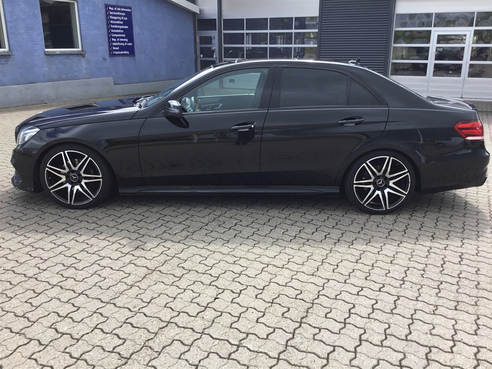 Billede af Mercedes-Benz E350 d 3,0 Bluetec 9G-Tronic 252HK 9g Aut.