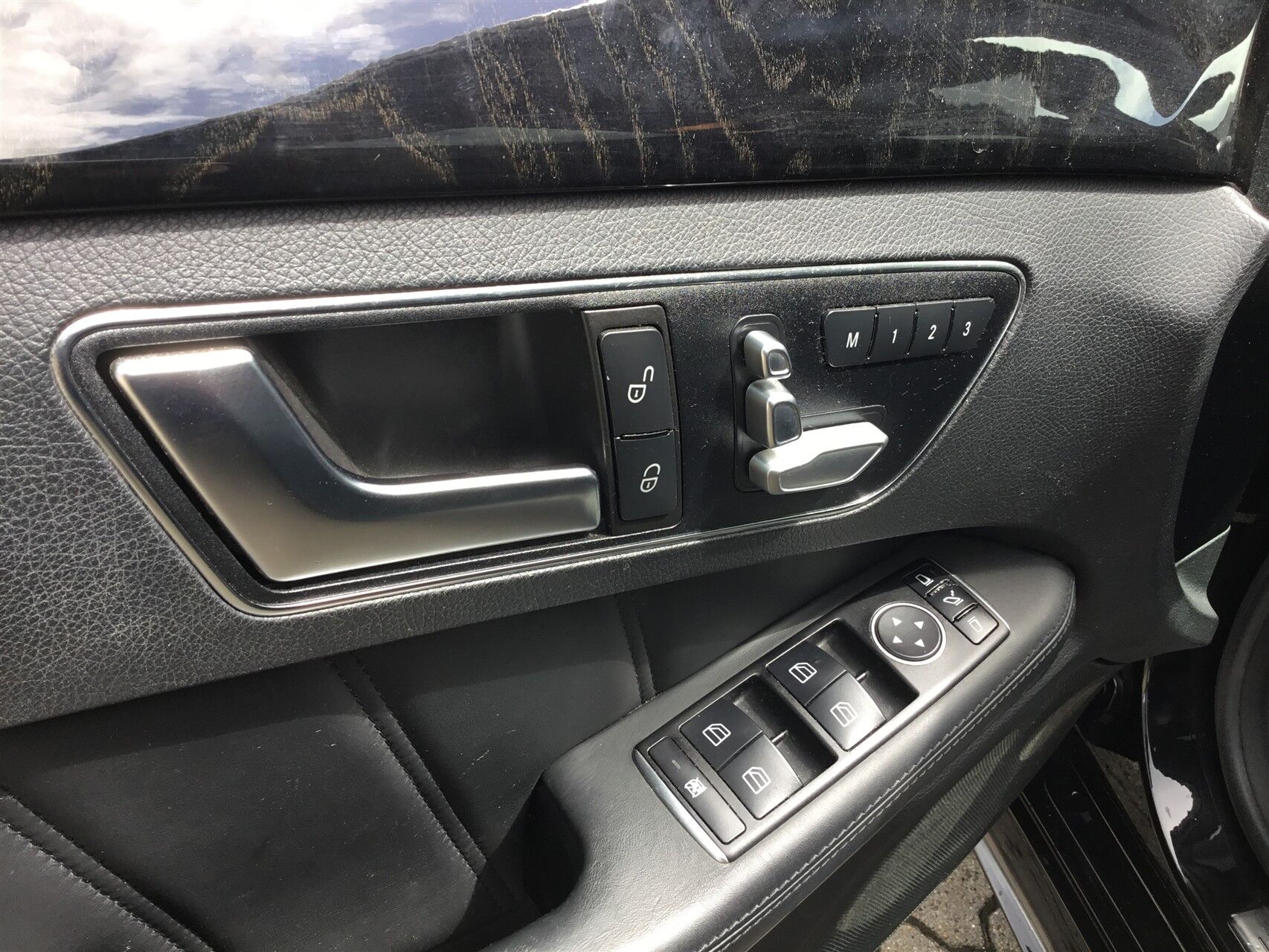 Billede af Mercedes-Benz E350 d 3,0 Bluetec 9G-Tronic 252HK 9g Aut.
