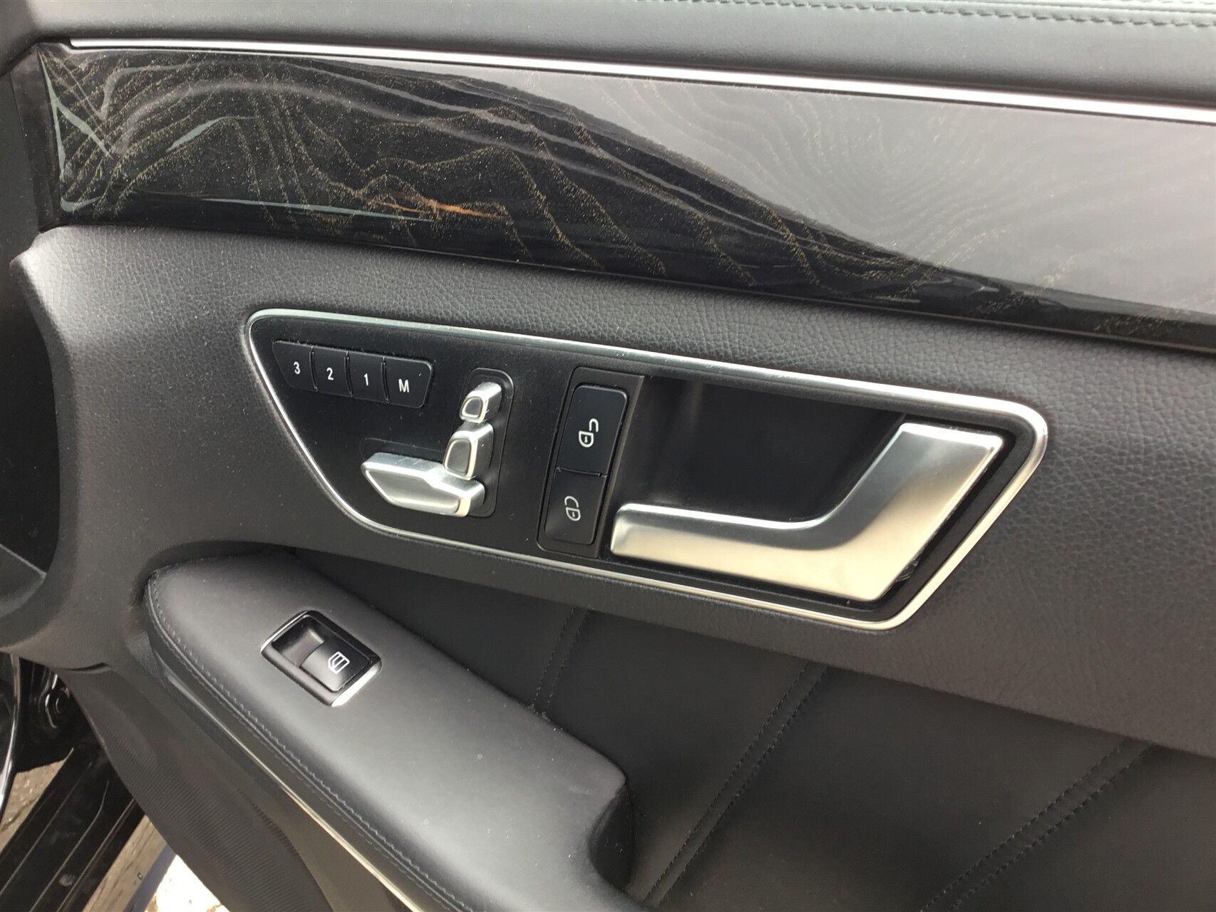 Billede af Mercedes-Benz E350 d 3,0 Bluetec 9G-Tronic 252HK 9g Aut.