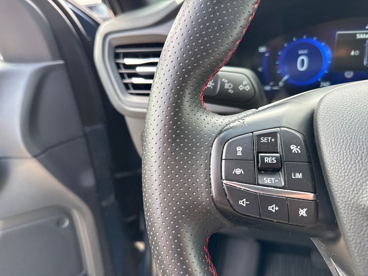Billede af Ford Kuga 2,5 Plugin-hybrid ST-Line X CVT 225HK 5d Trinl. Gear