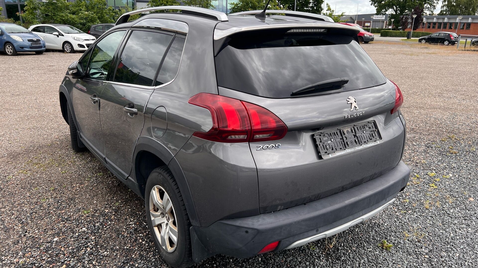 Billede af Peugeot 2008 1,6 BlueHDi Desire Sky 100HK