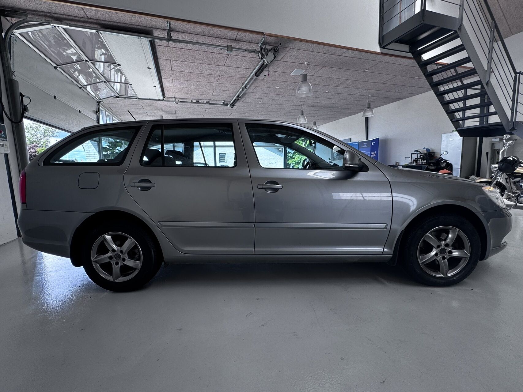 Billede af Skoda Octavia Combi 1,6 Commonrail DPF Elegance 105HK Stc