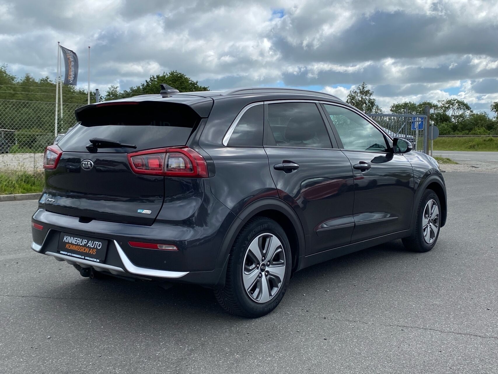 Billede af Kia Niro 1,6 GDI HEV  Hybrid Attraction DCT 141HK 5d 6g Aut.
