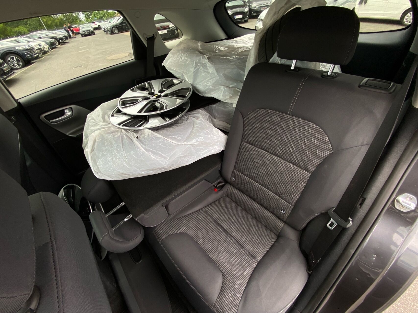 Billede af Kia Niro 1,6 GDI HEV  Hybrid Attraction DCT 141HK 5d 6g Aut.