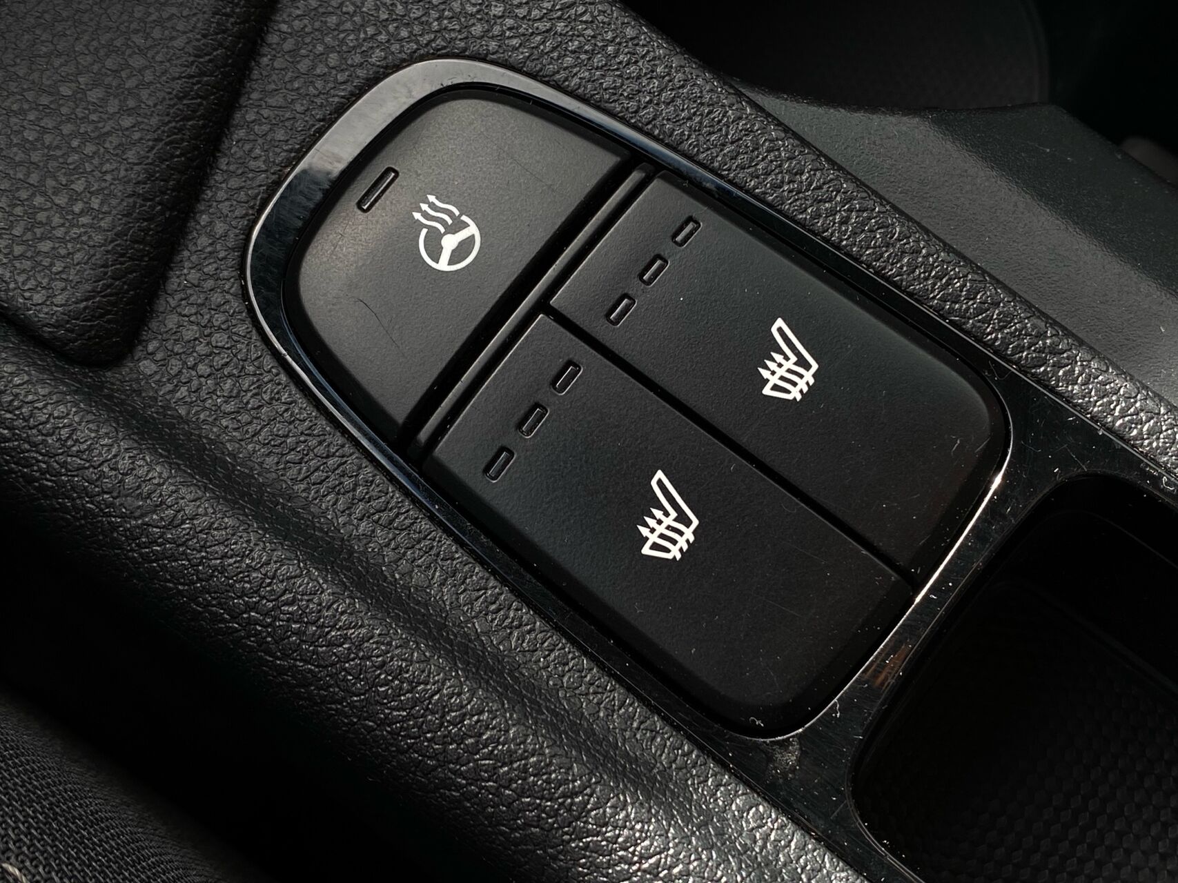 Billede af Kia Niro 1,6 GDI HEV  Hybrid Attraction DCT 141HK 5d 6g Aut.